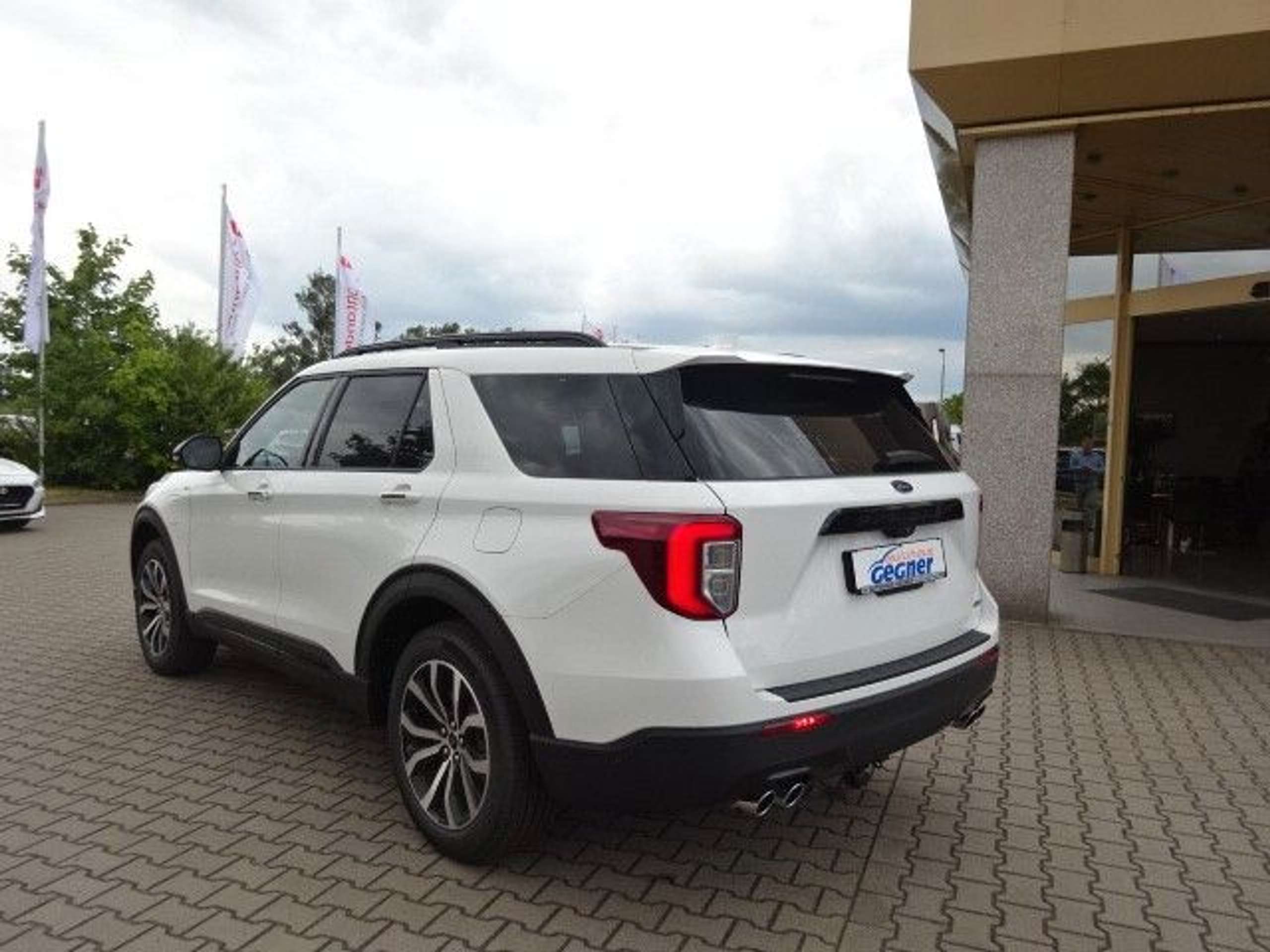 Ford - Explorer