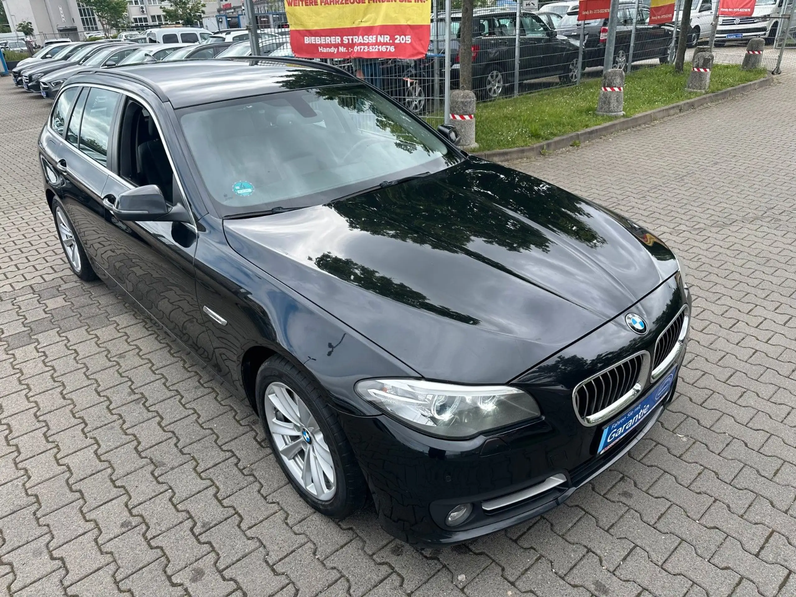 BMW - 525