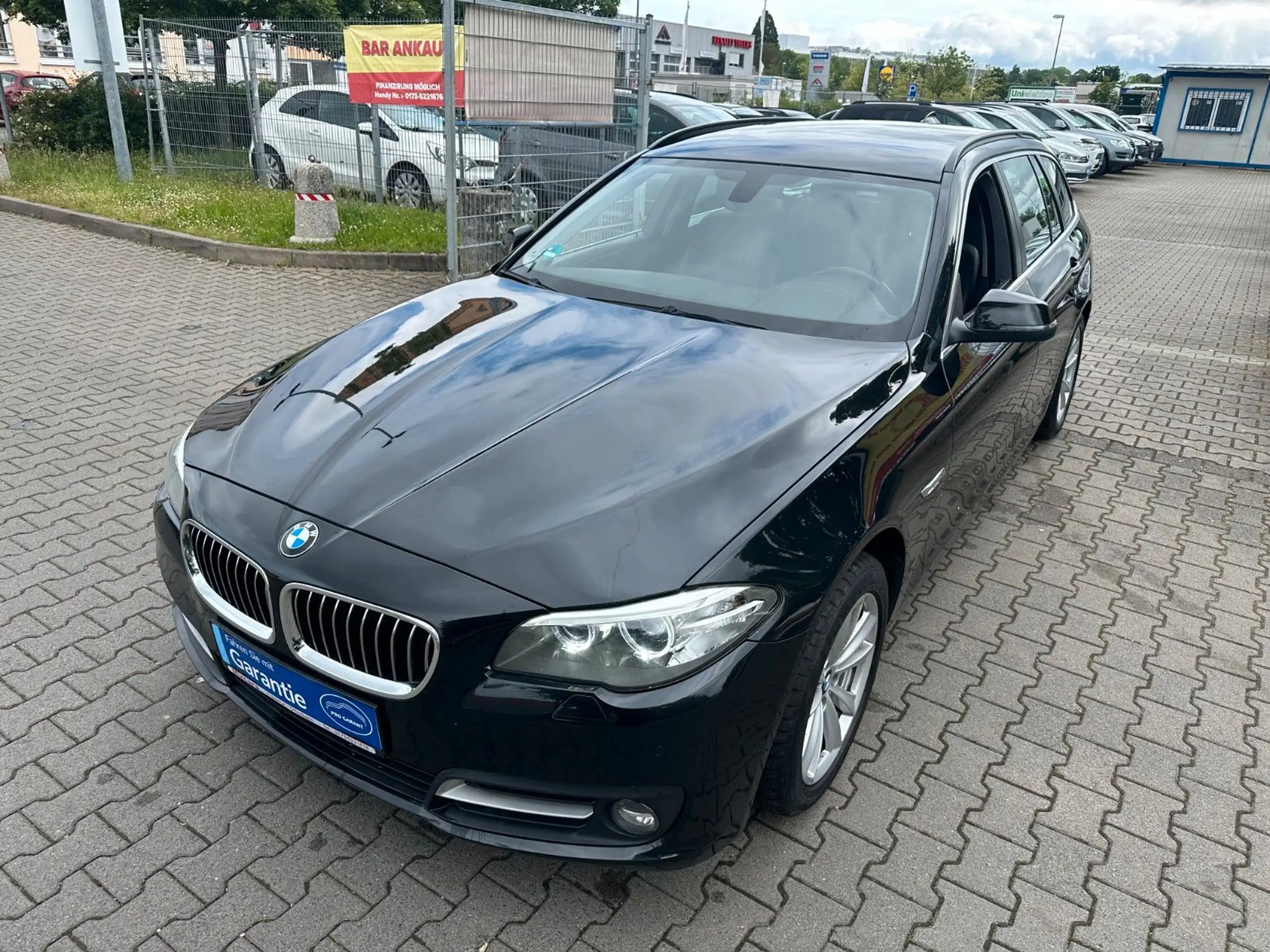 BMW - 525