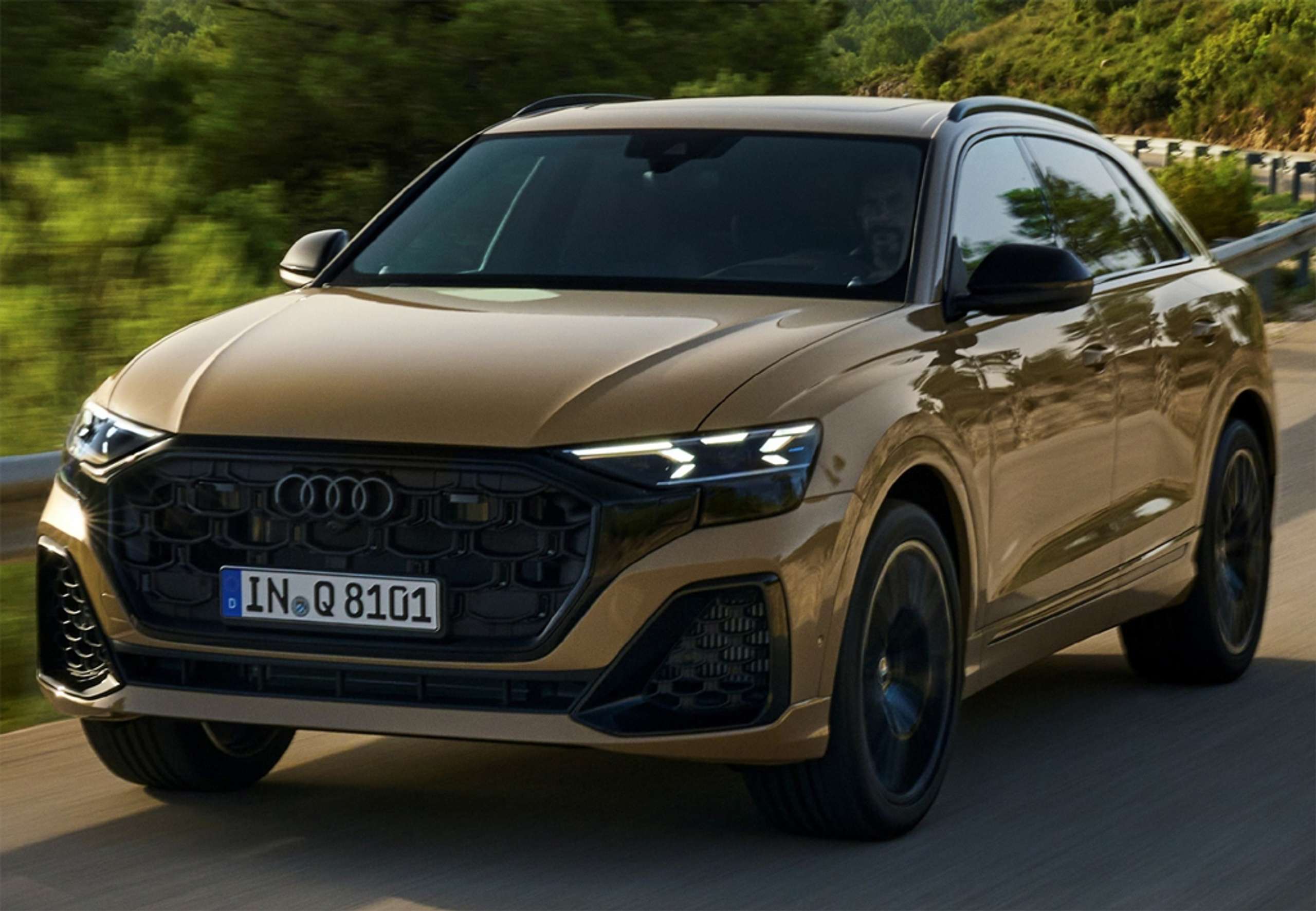 Audi - Q8