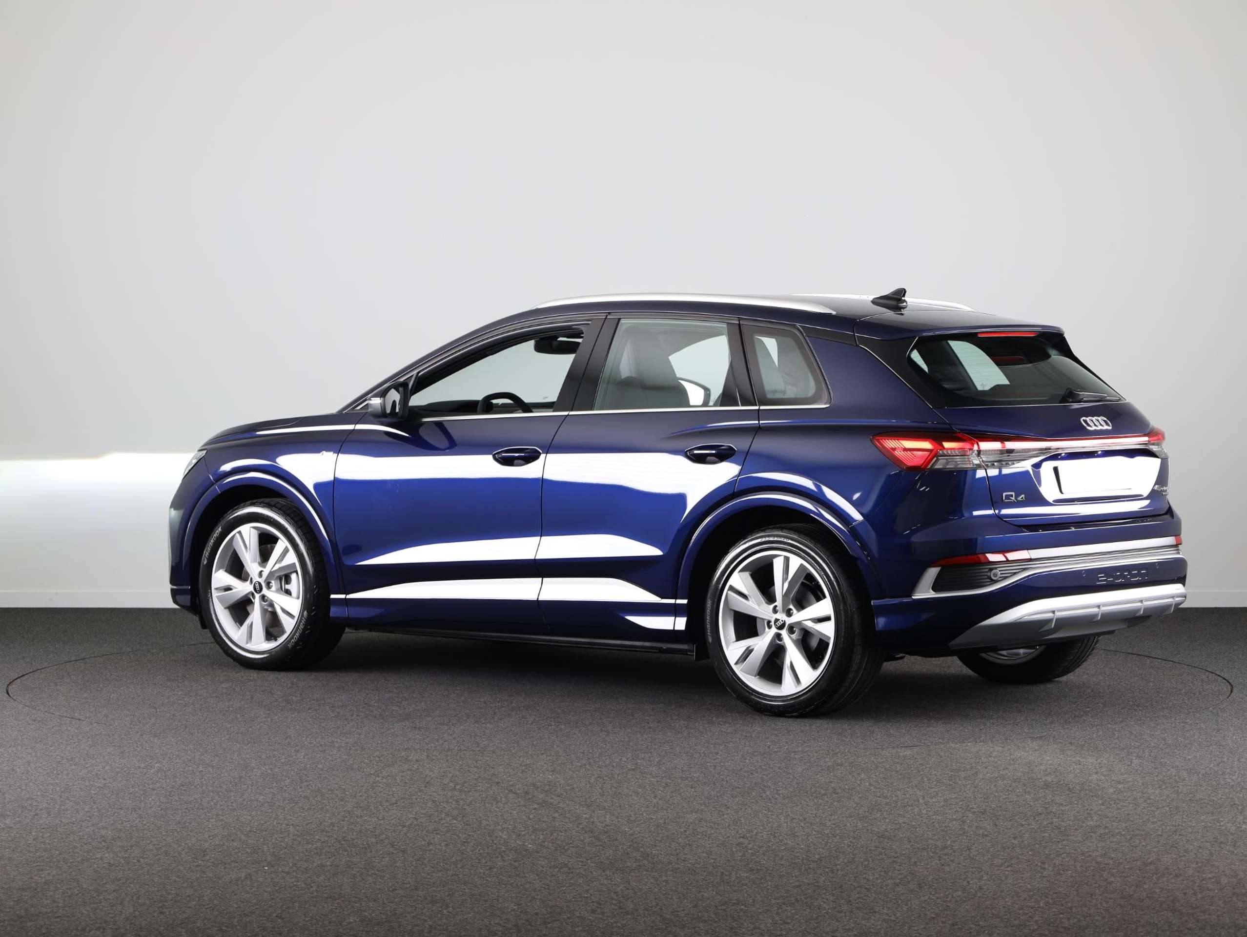 Audi - Q4 e-tron