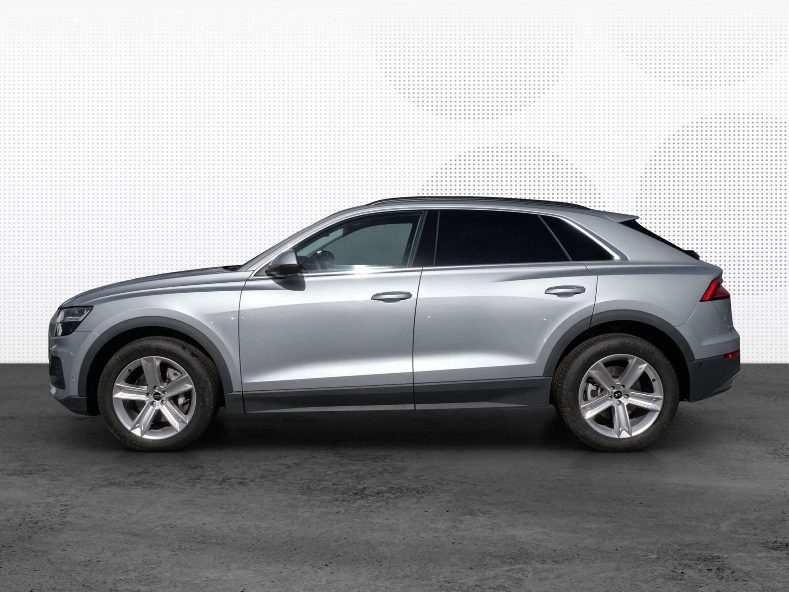 Audi - Q8