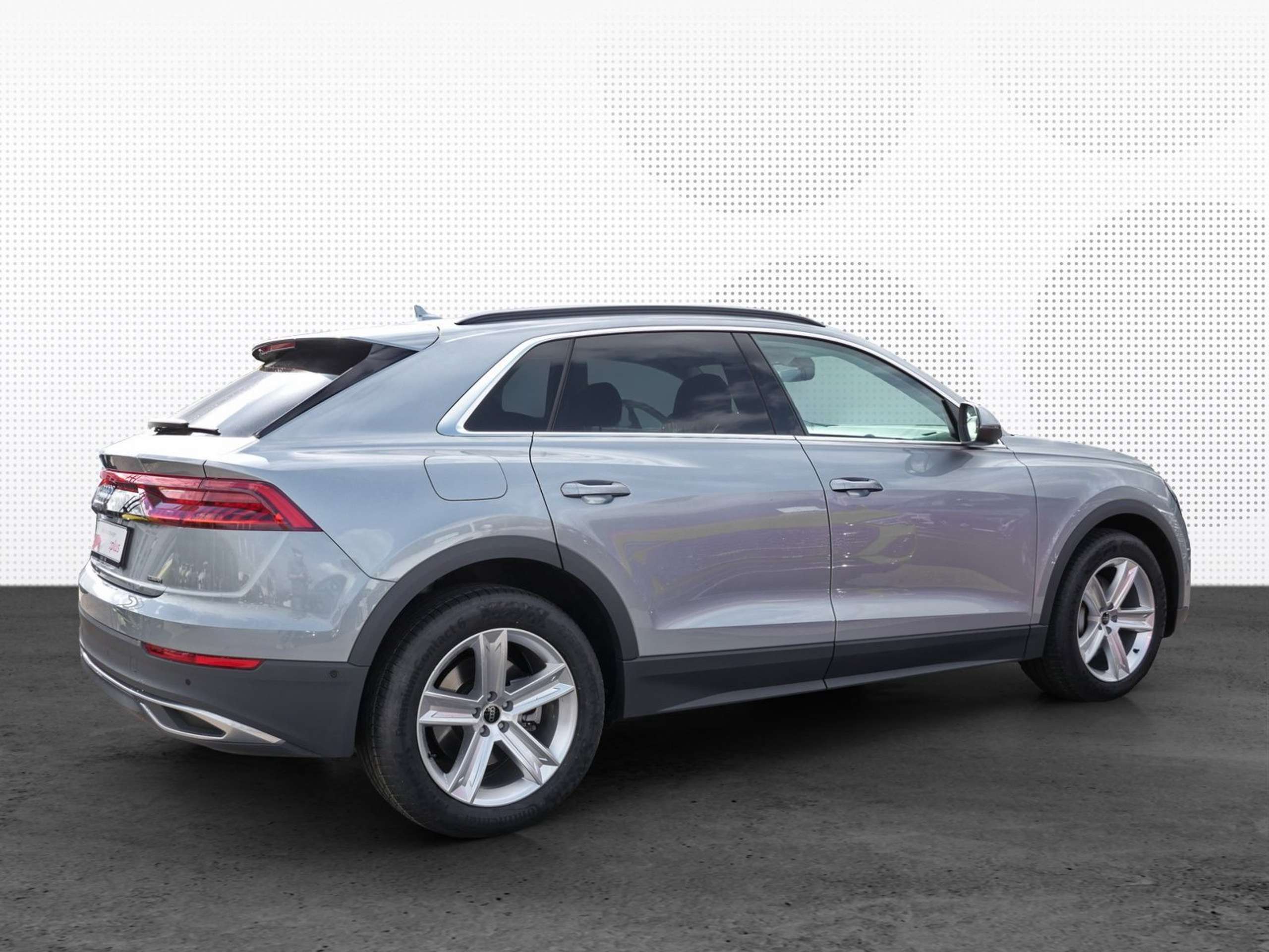 Audi - Q8