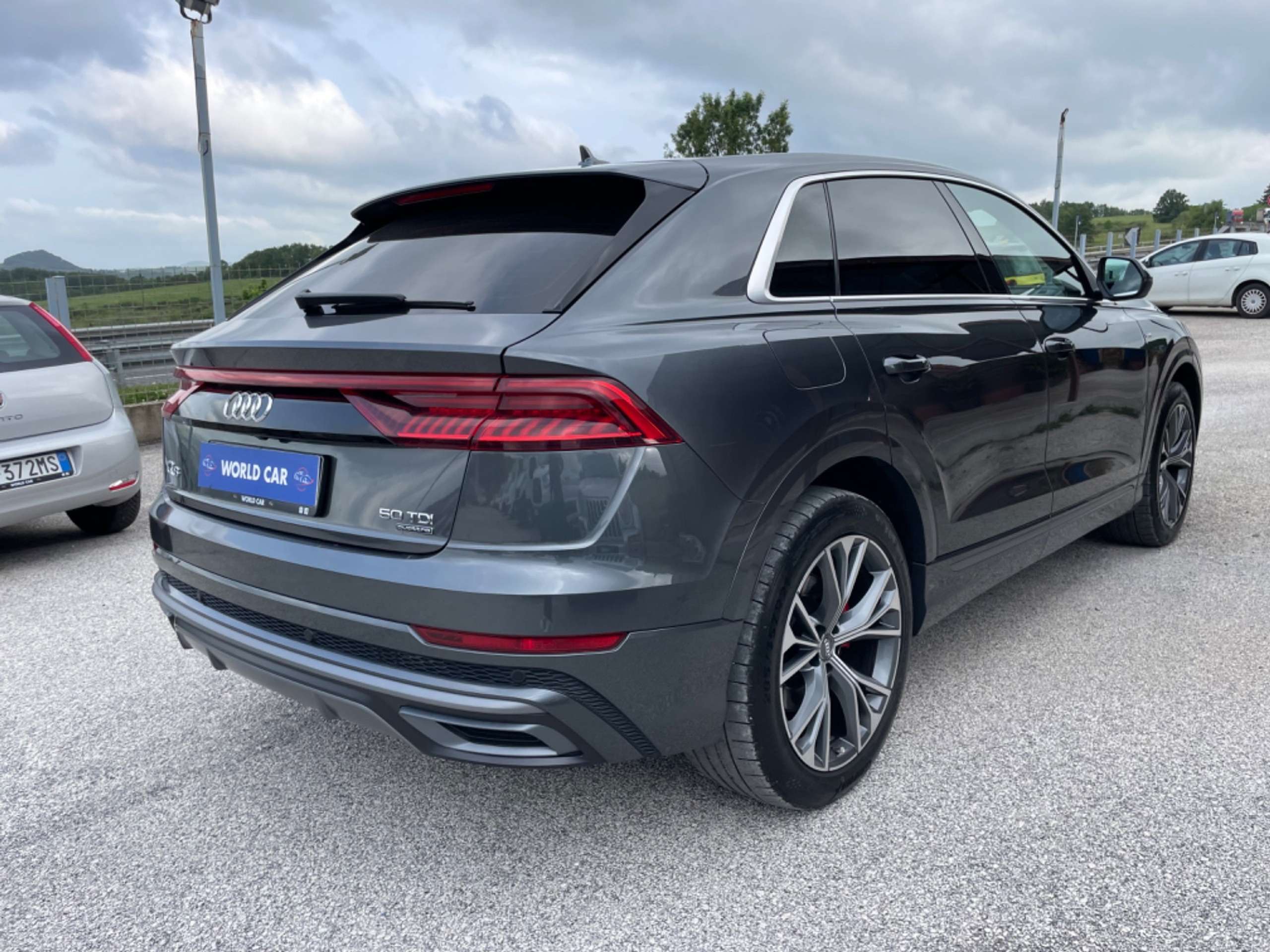 Audi - Q8