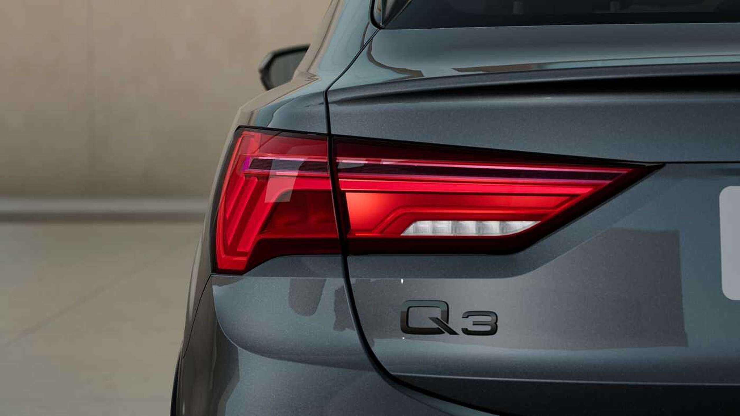 Audi - Q3