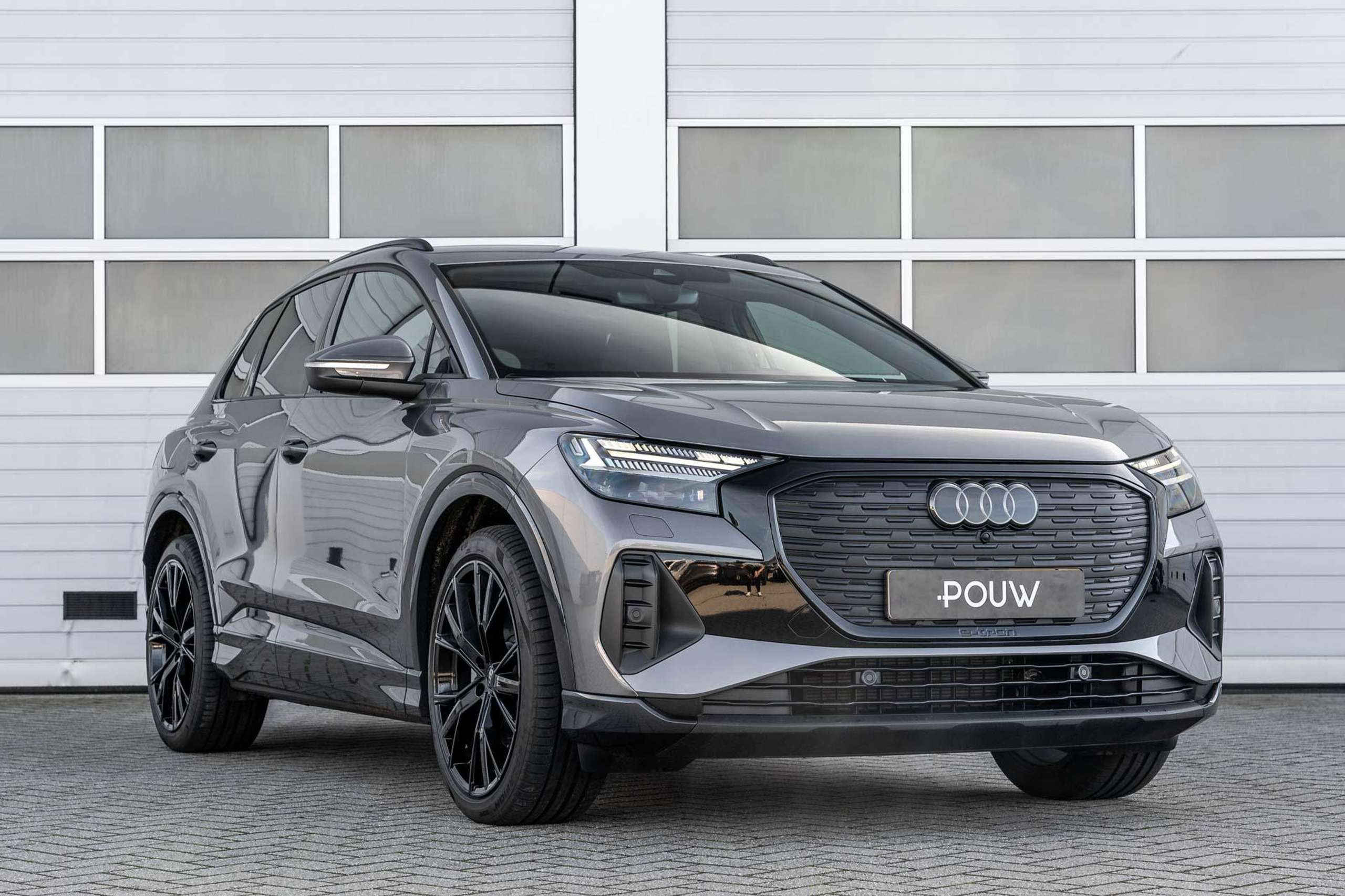 Audi - Q4 e-tron