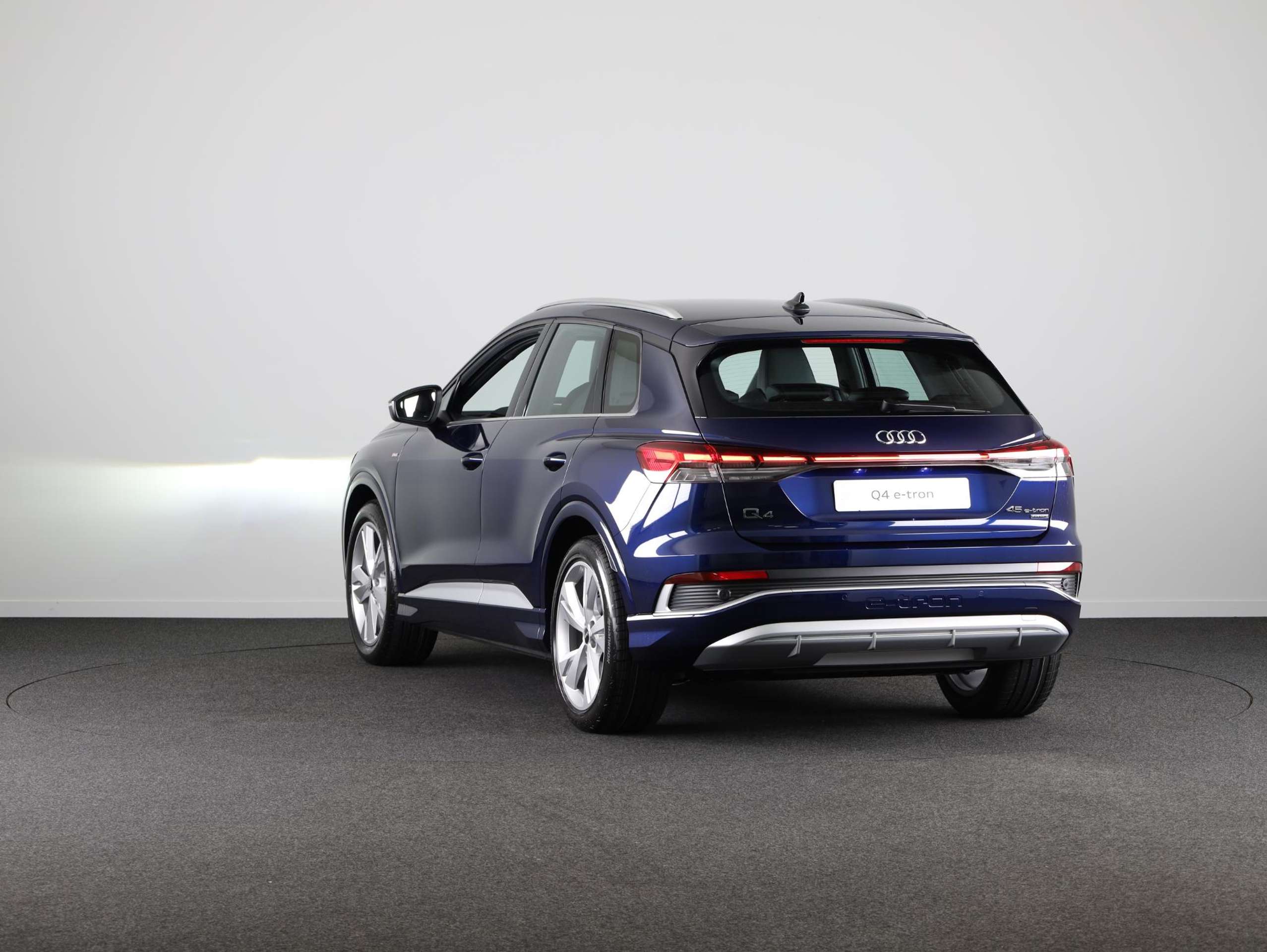 Audi - Q4 e-tron