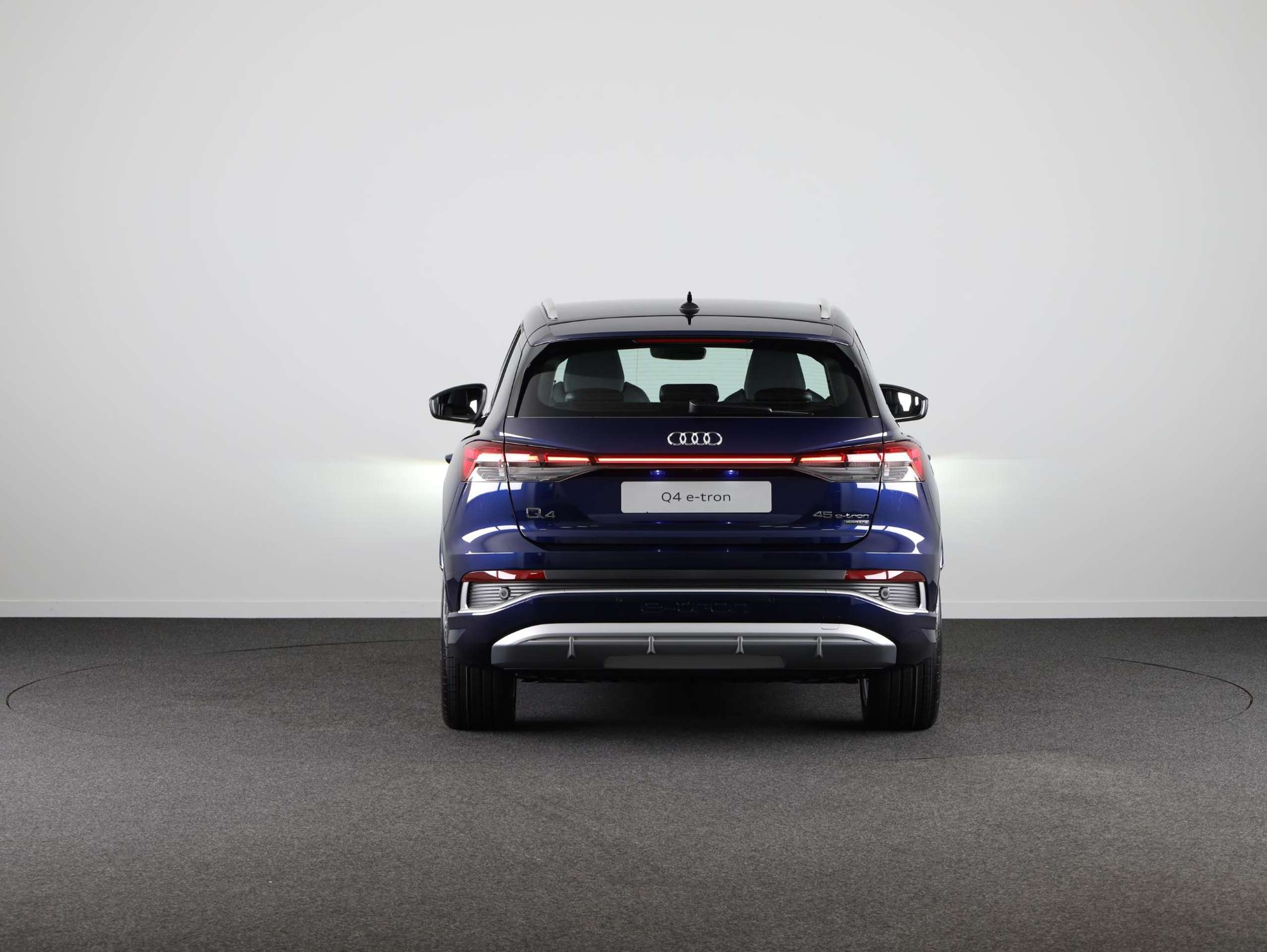 Audi - Q4 e-tron