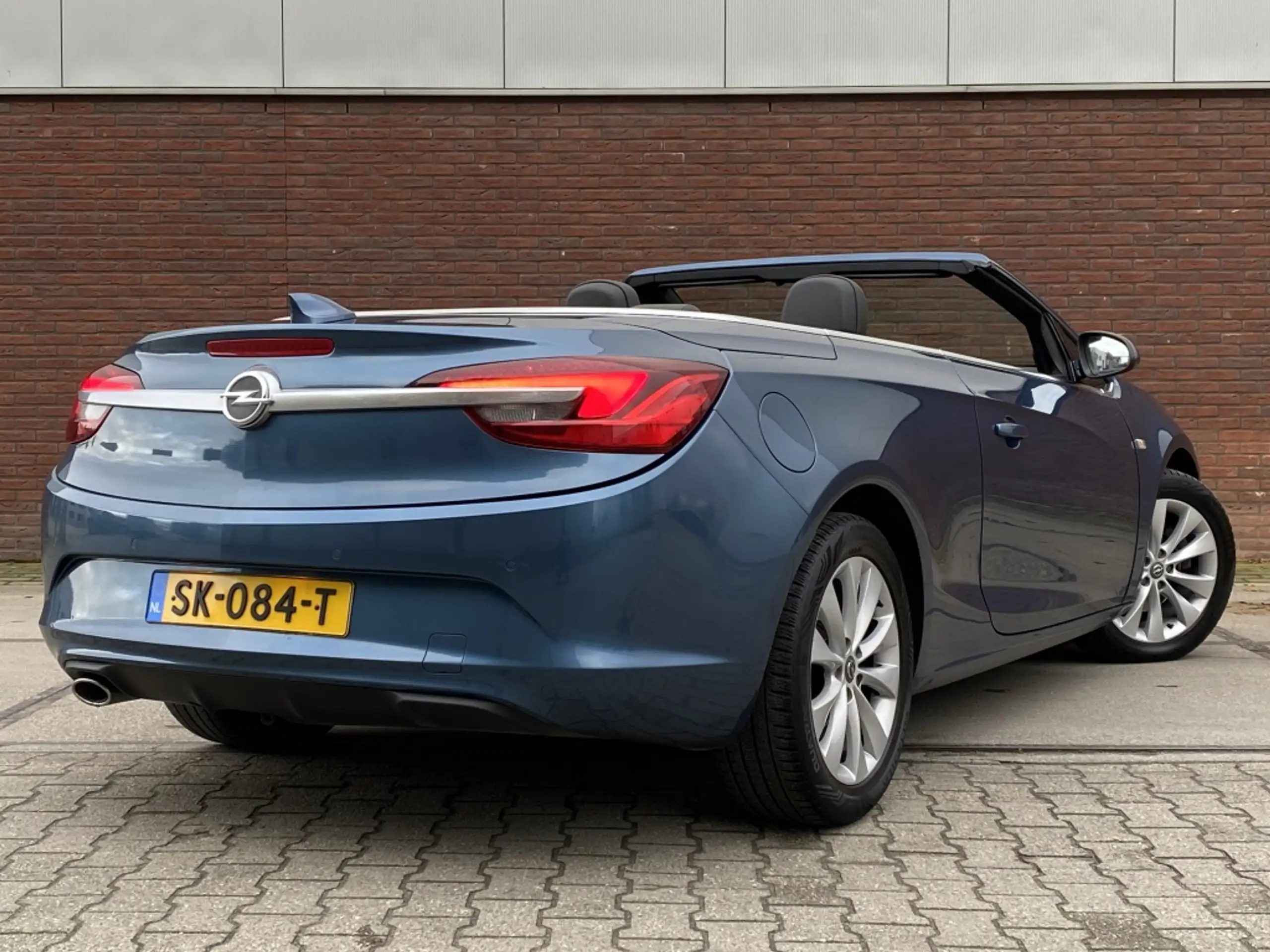 Opel - Cascada