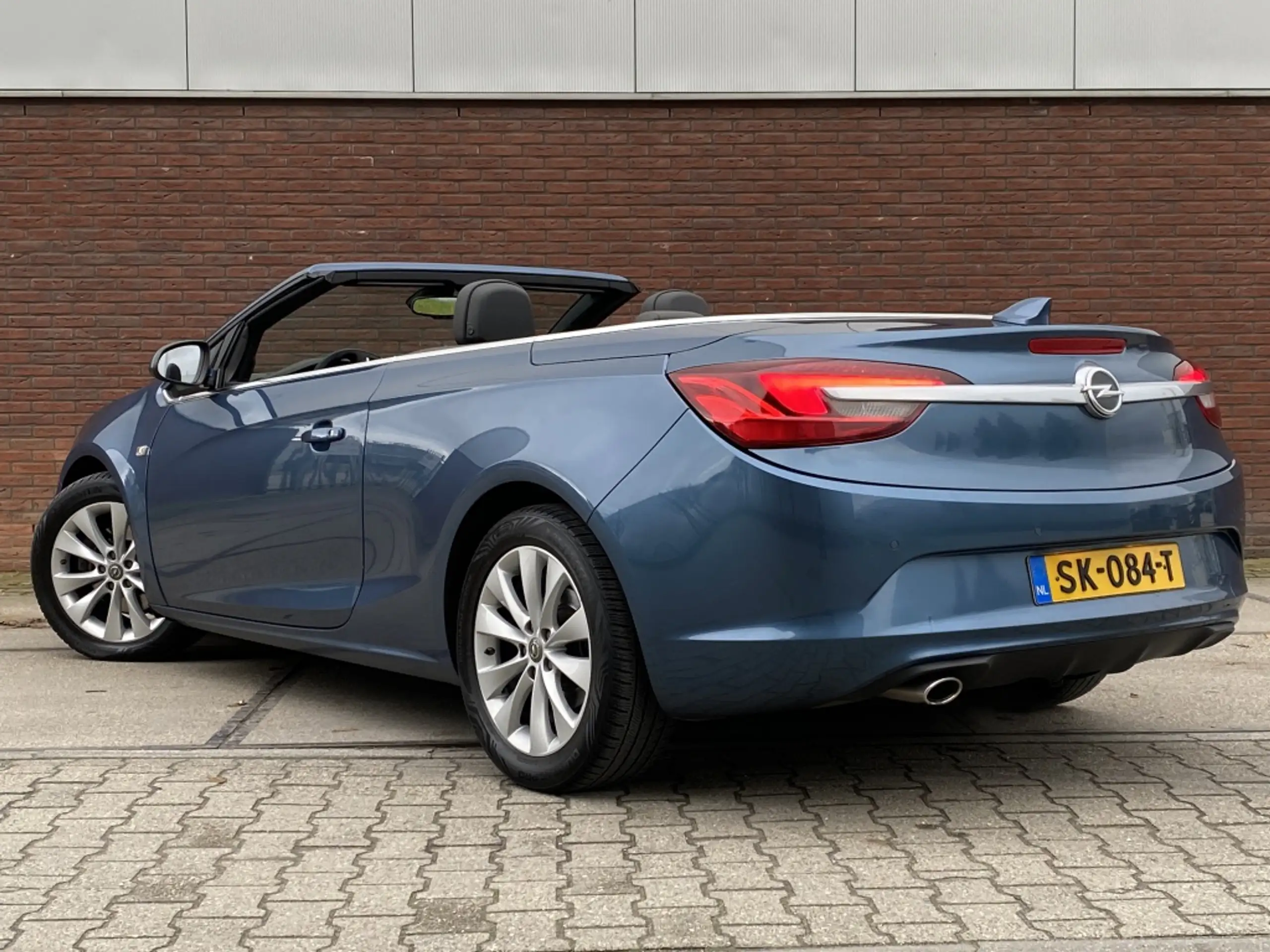 Opel - Cascada