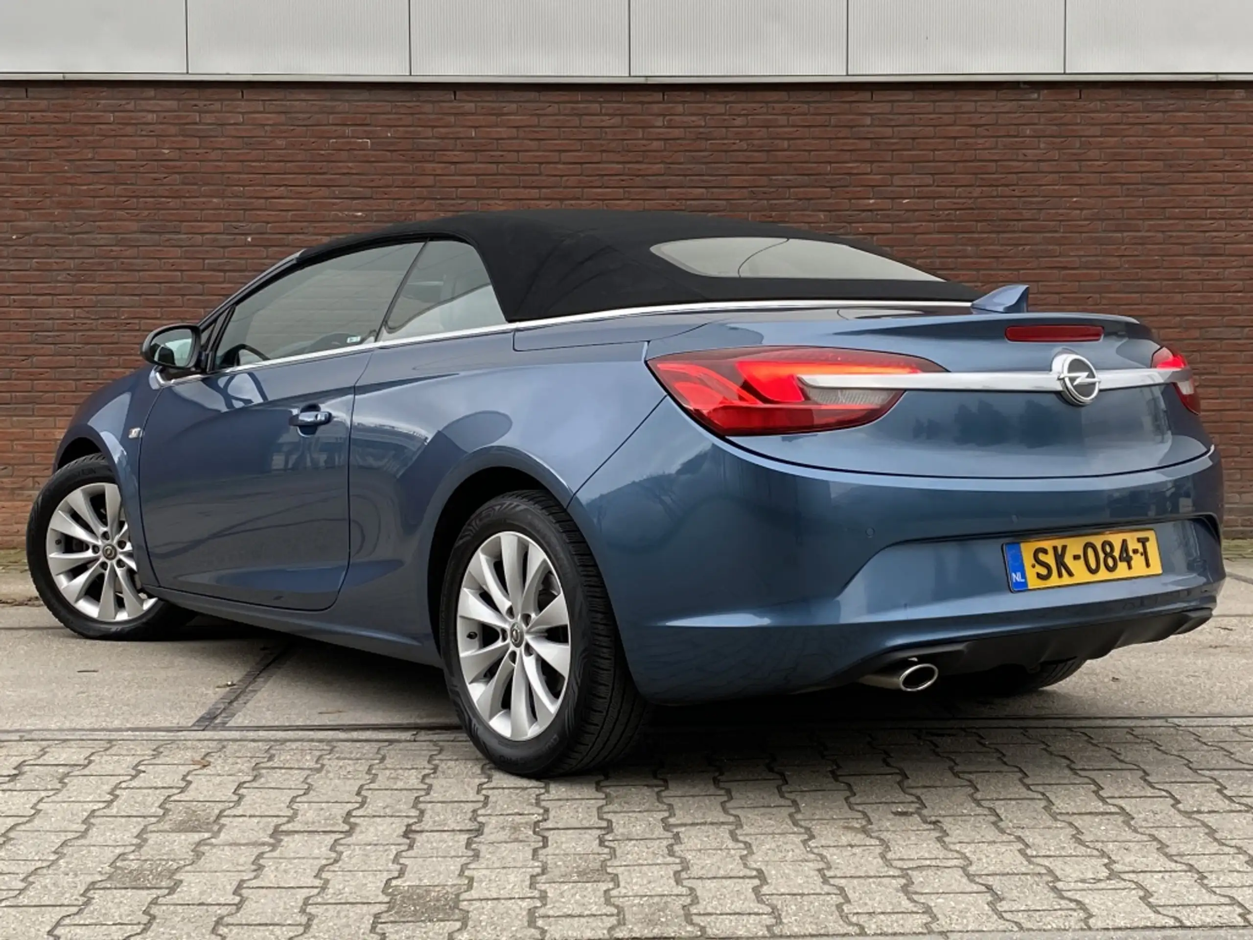 Opel - Cascada