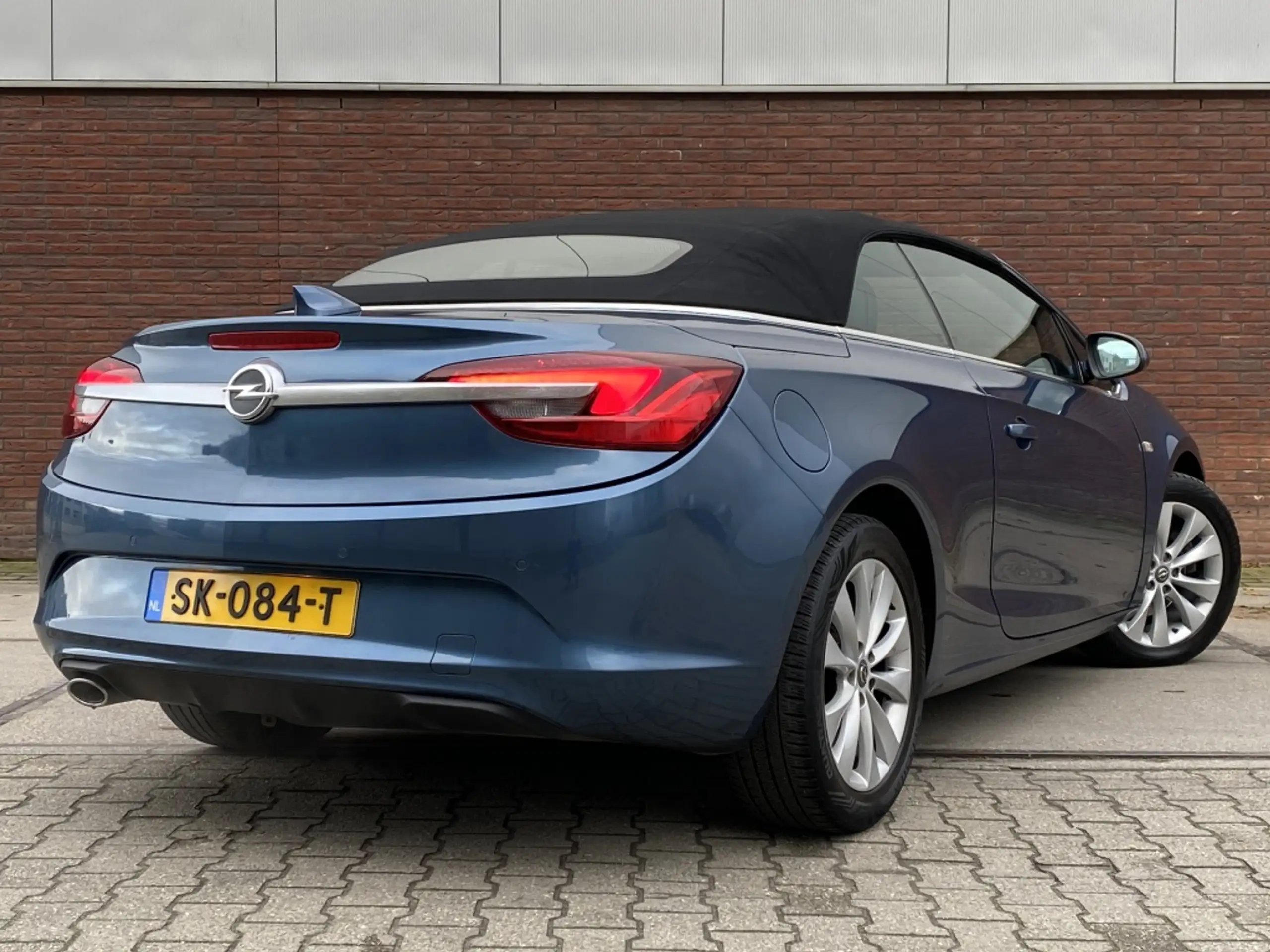 Opel - Cascada