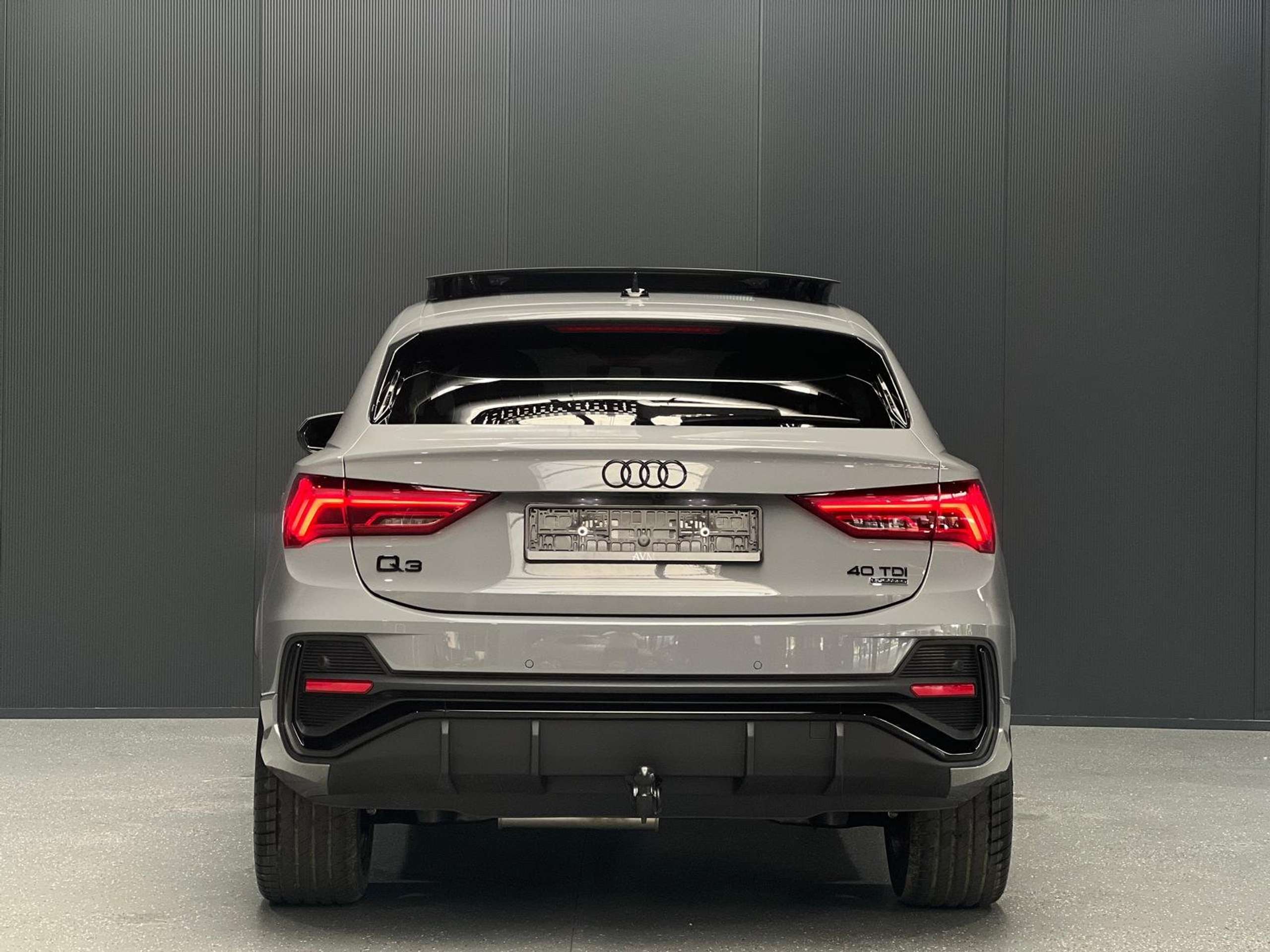 Audi - Q3