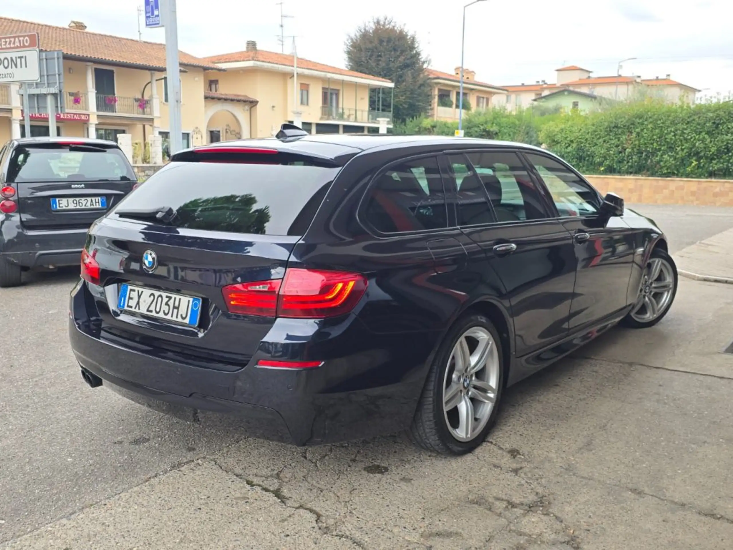 BMW - 525