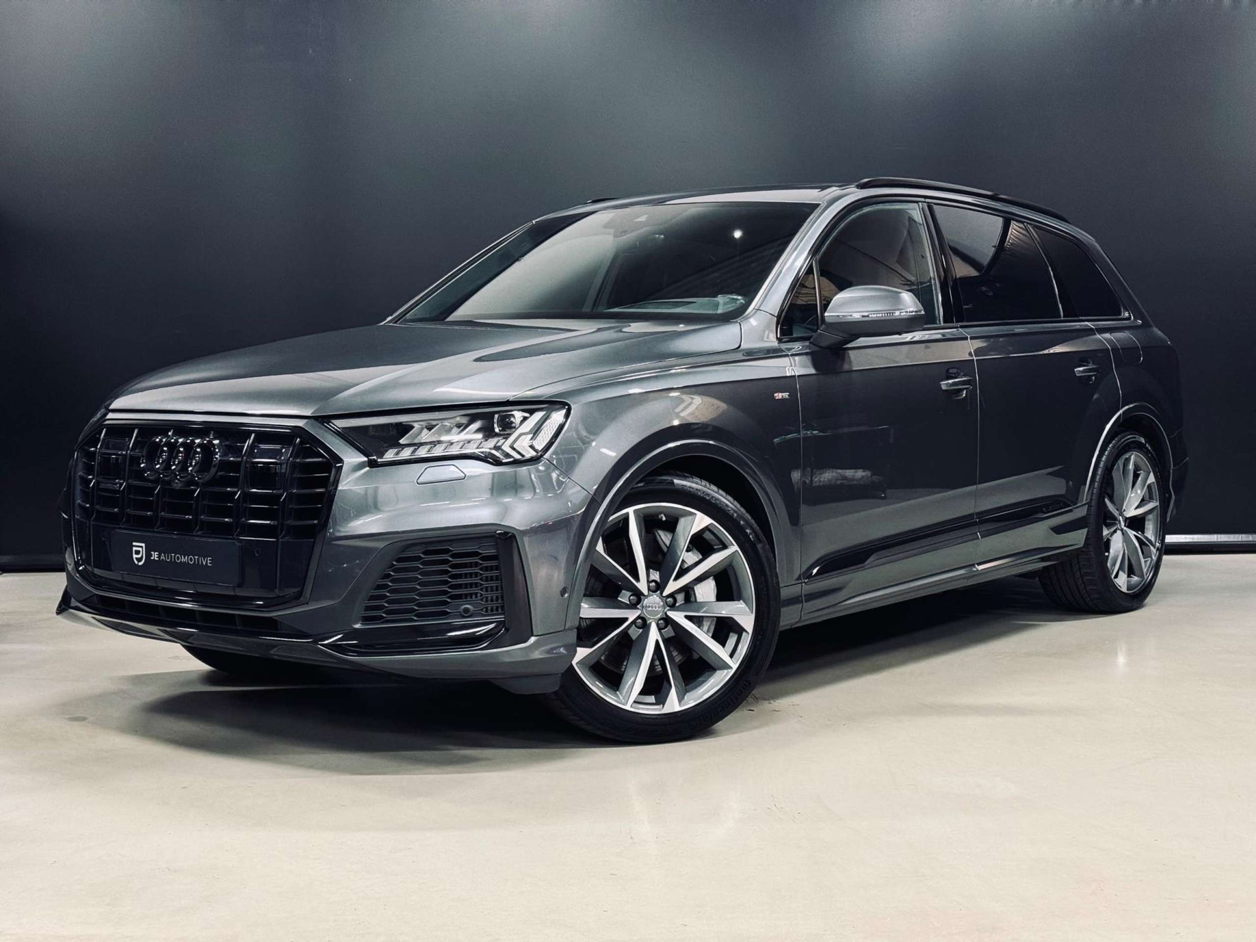 Audi - Q7