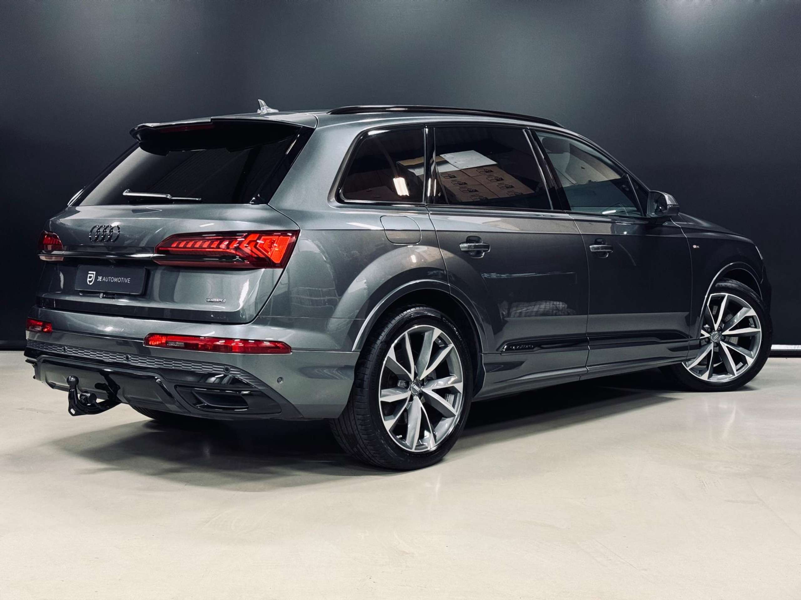 Audi - Q7