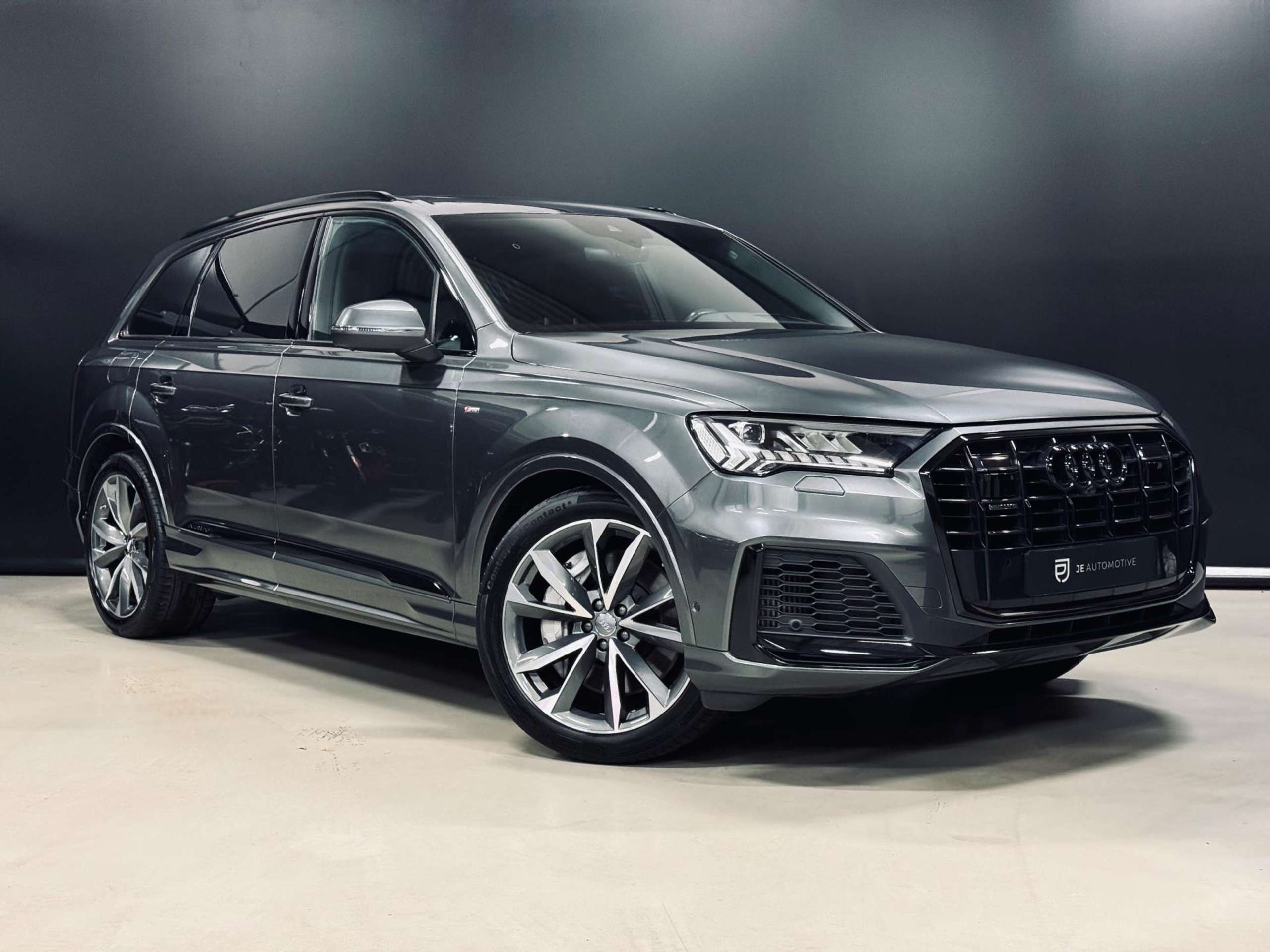 Audi - Q7