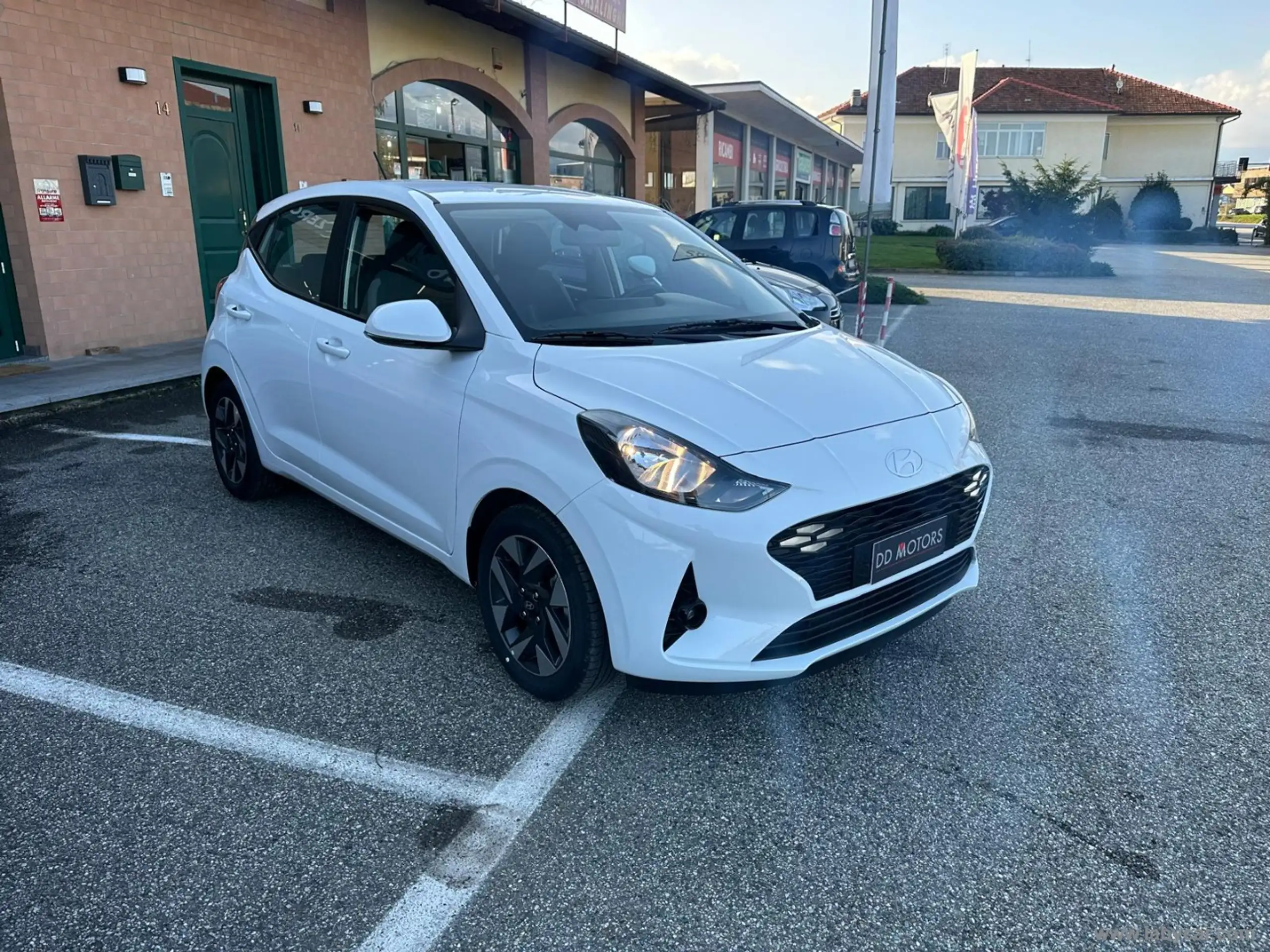 Hyundai - i10