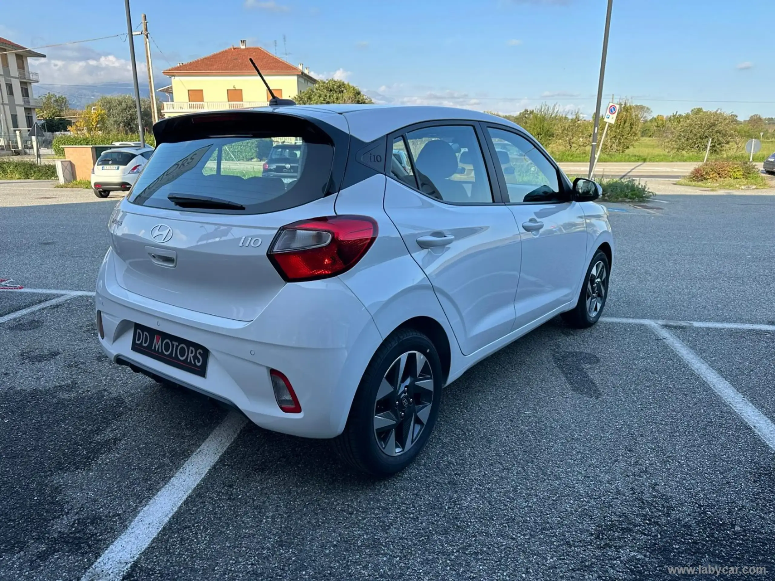 Hyundai - i10