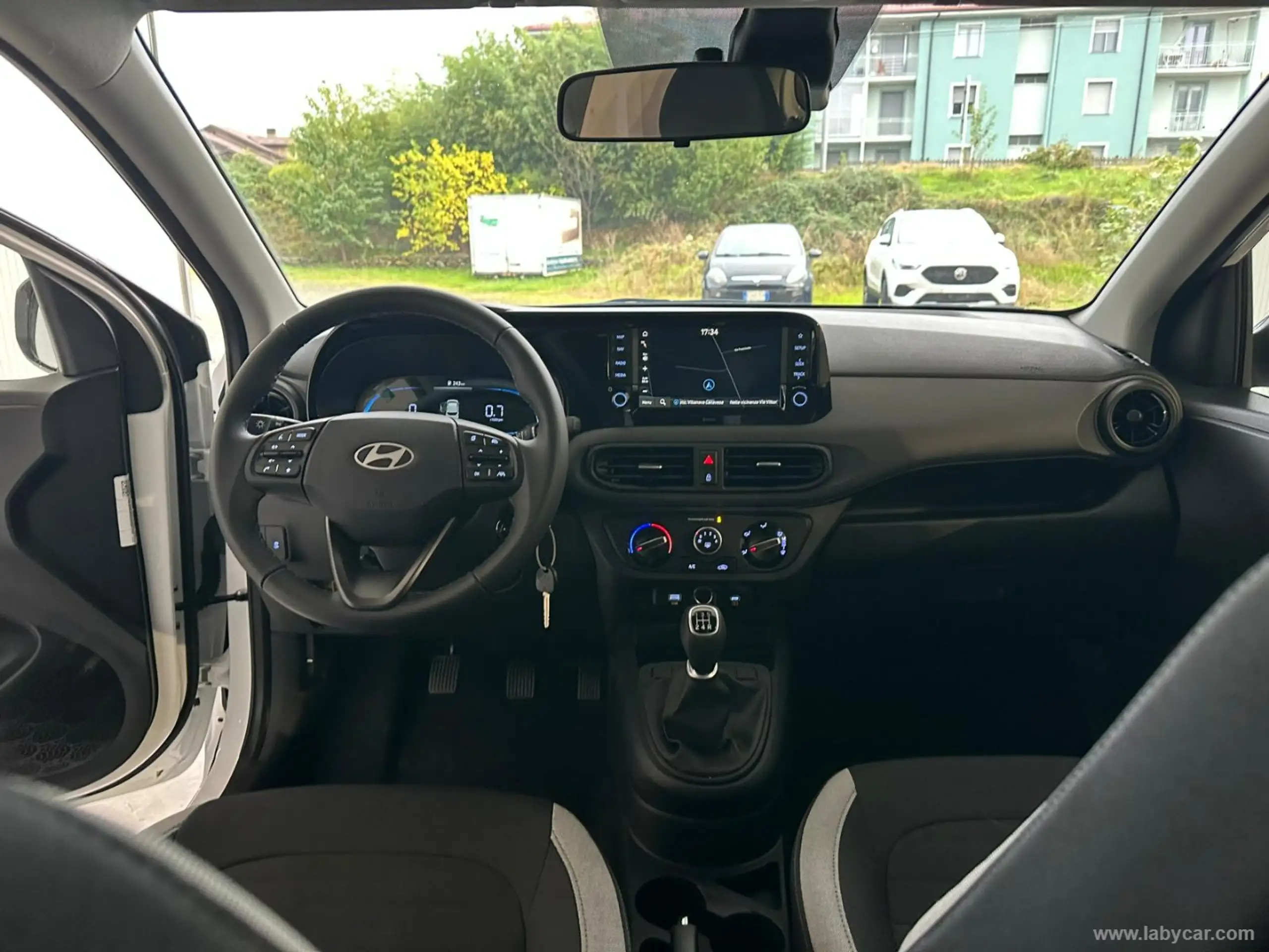 Hyundai - i10