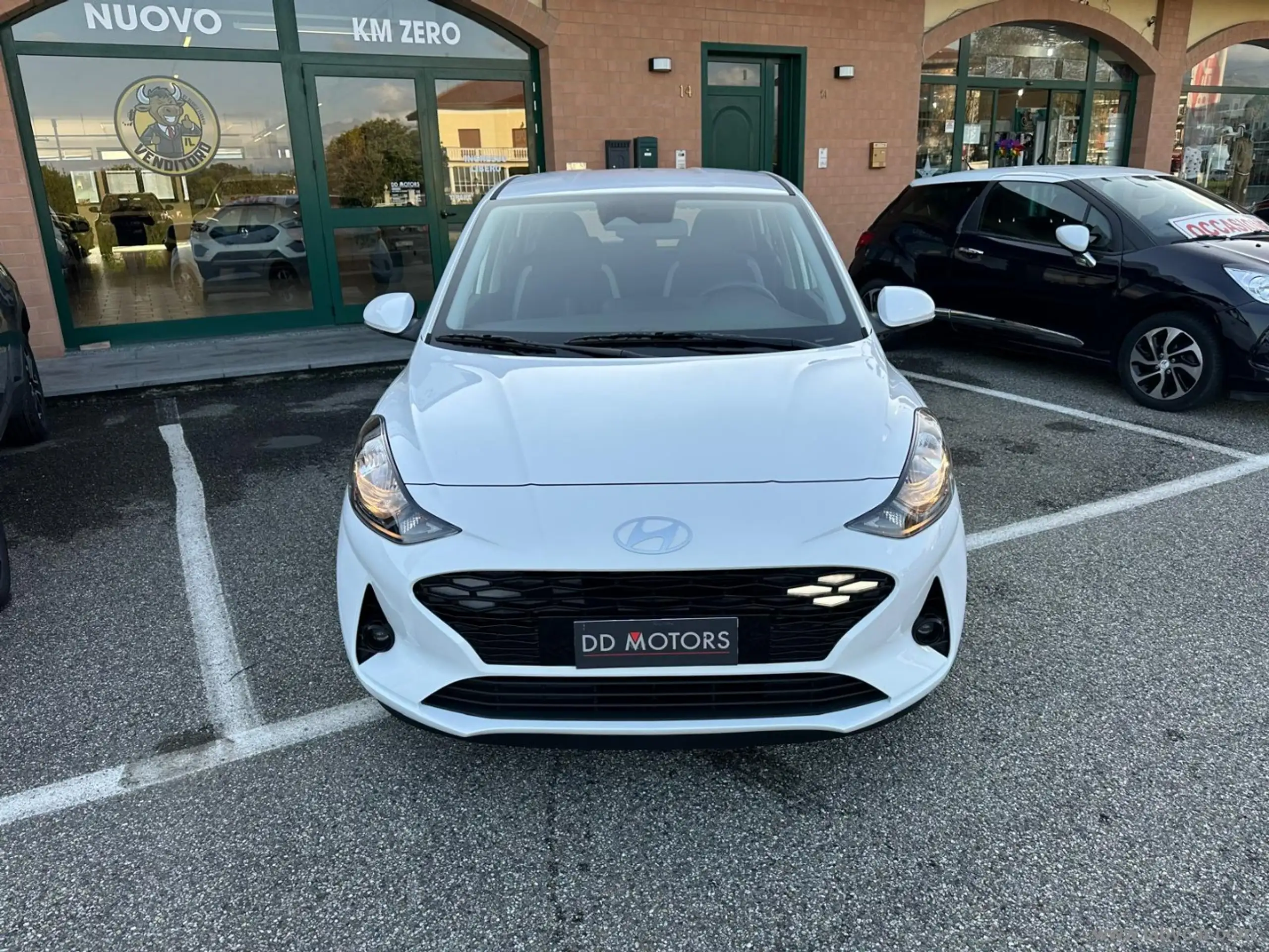 Hyundai - i10