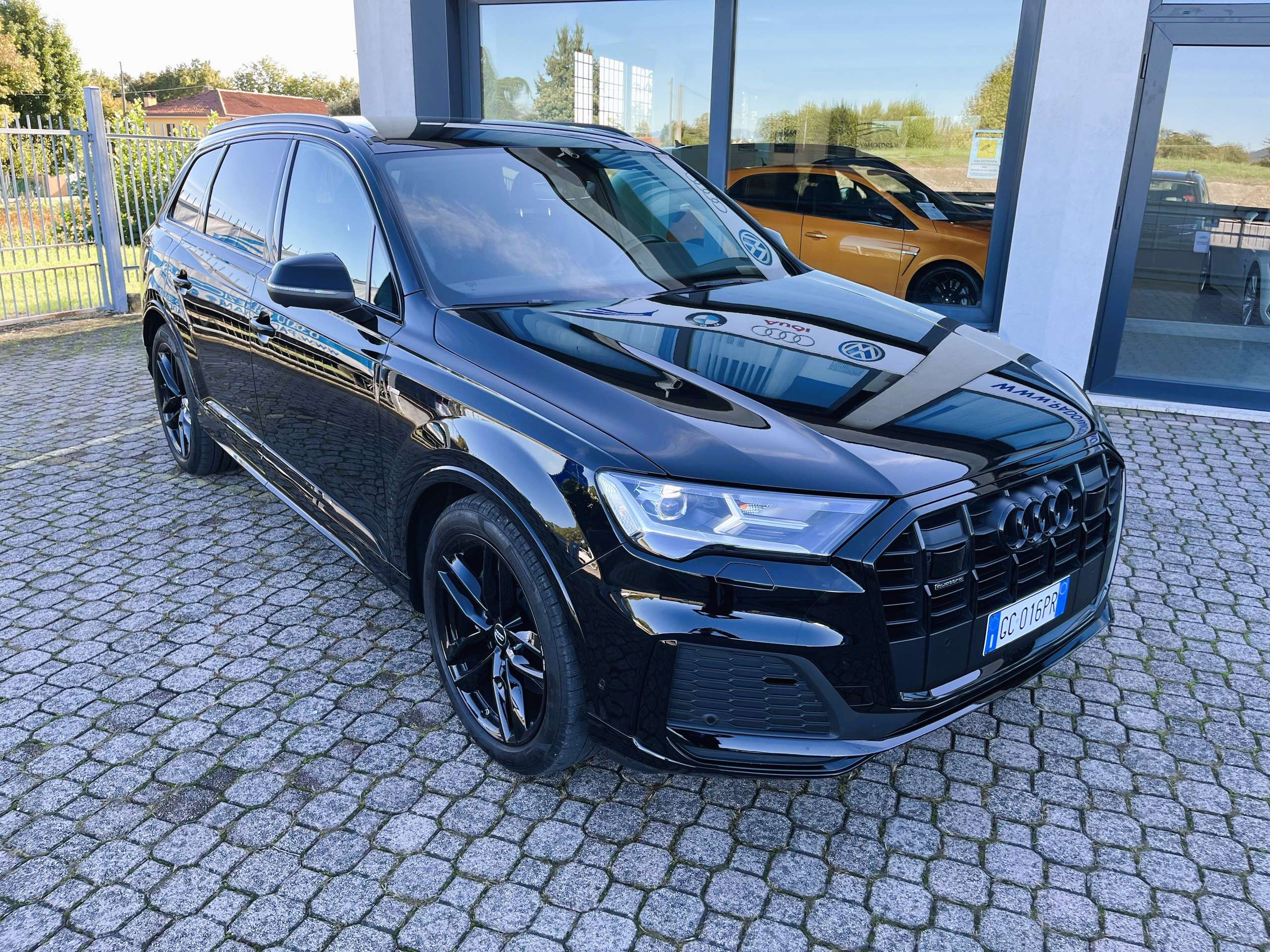 Audi - Q7