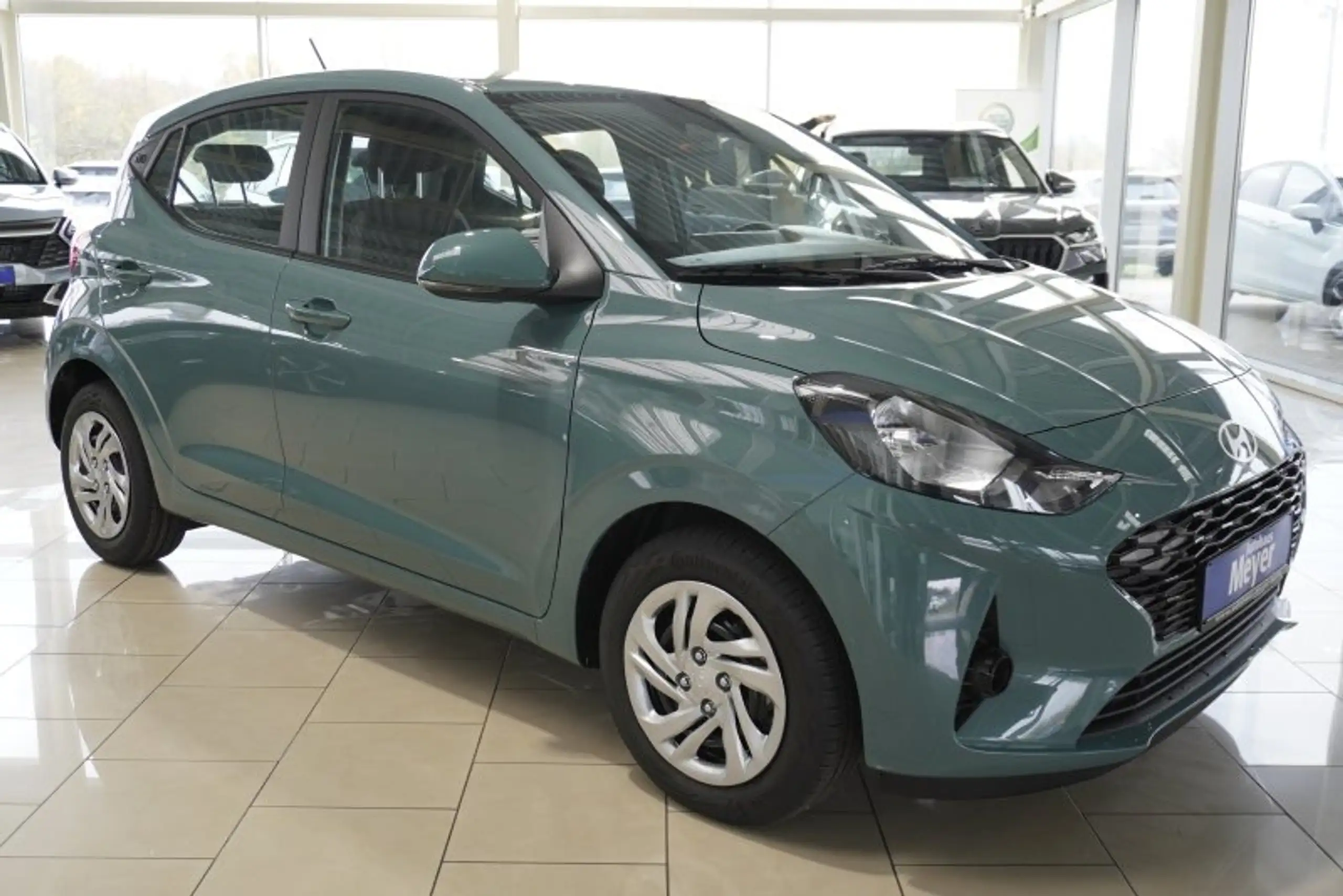 Hyundai - i10