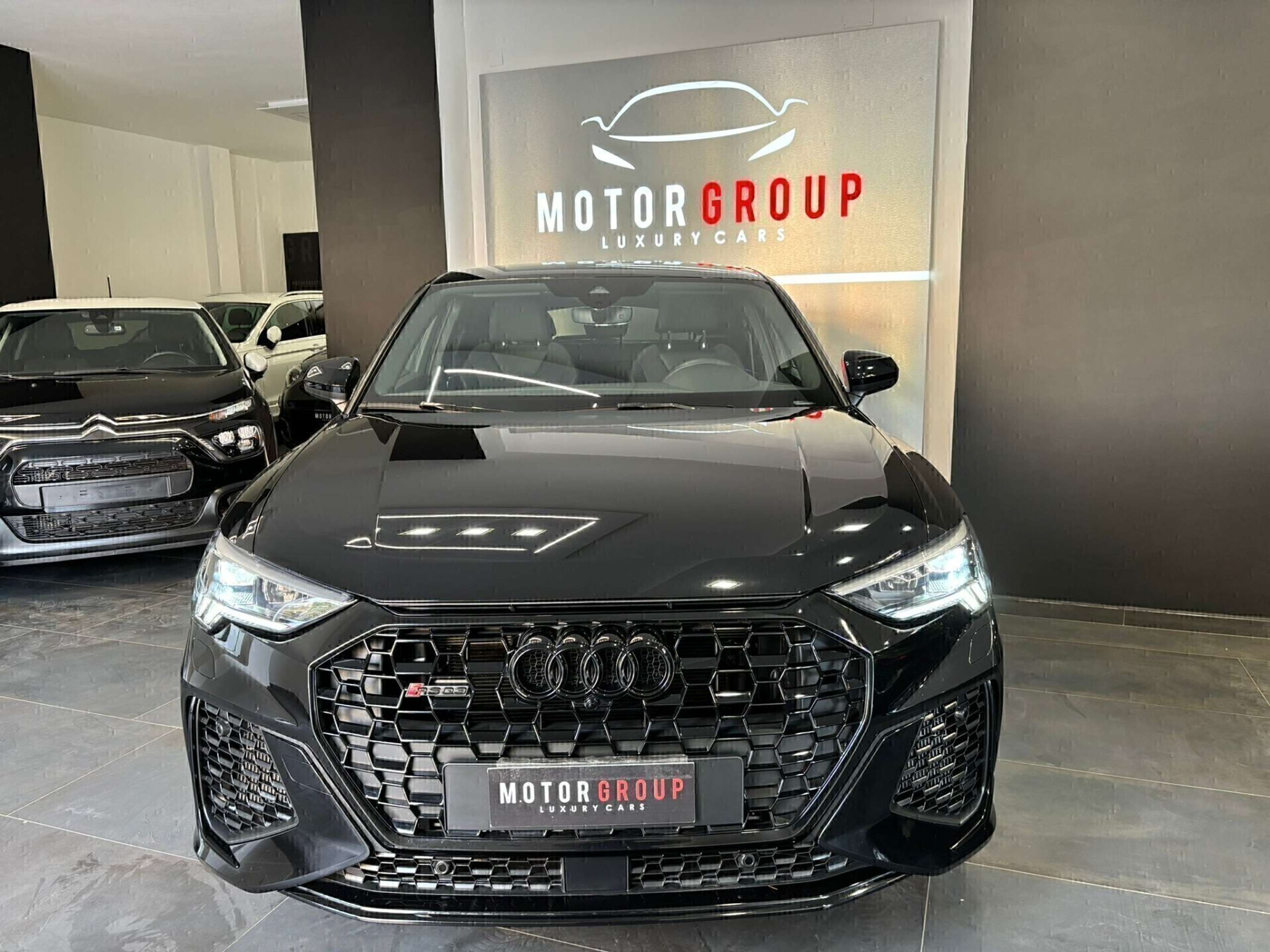 Audi - Q3