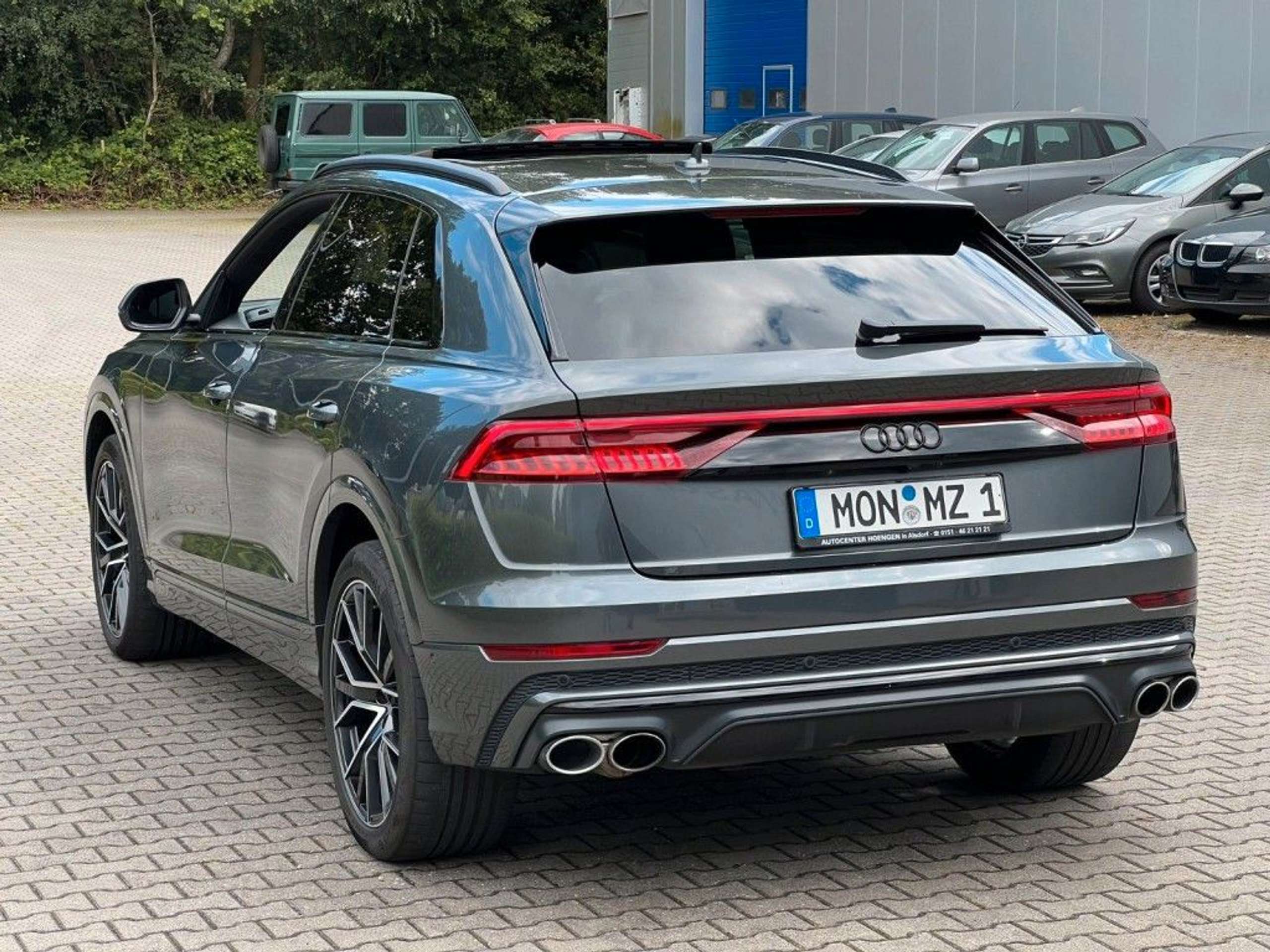 Audi - SQ8