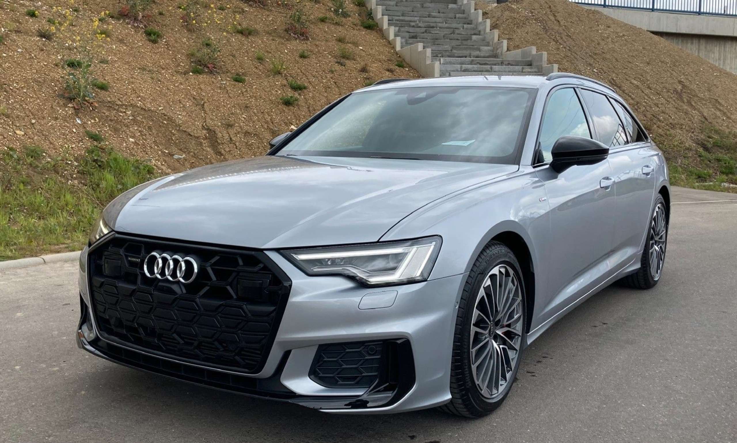 Audi - A6