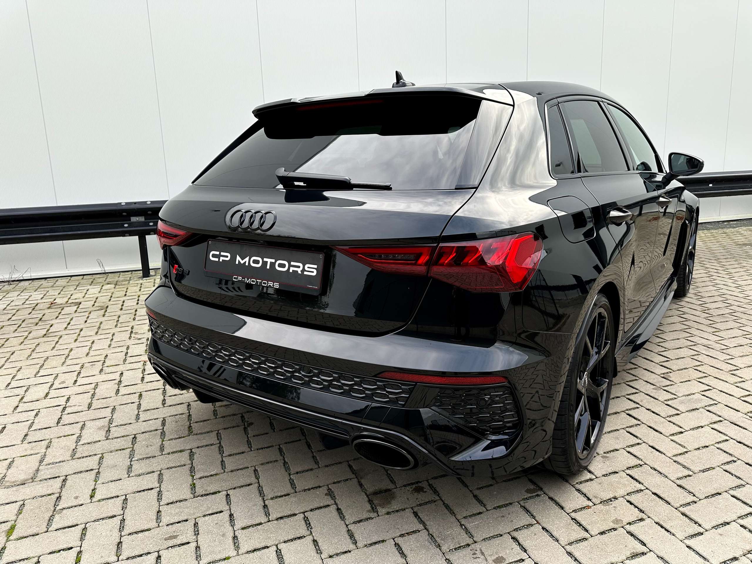 Audi - RS3