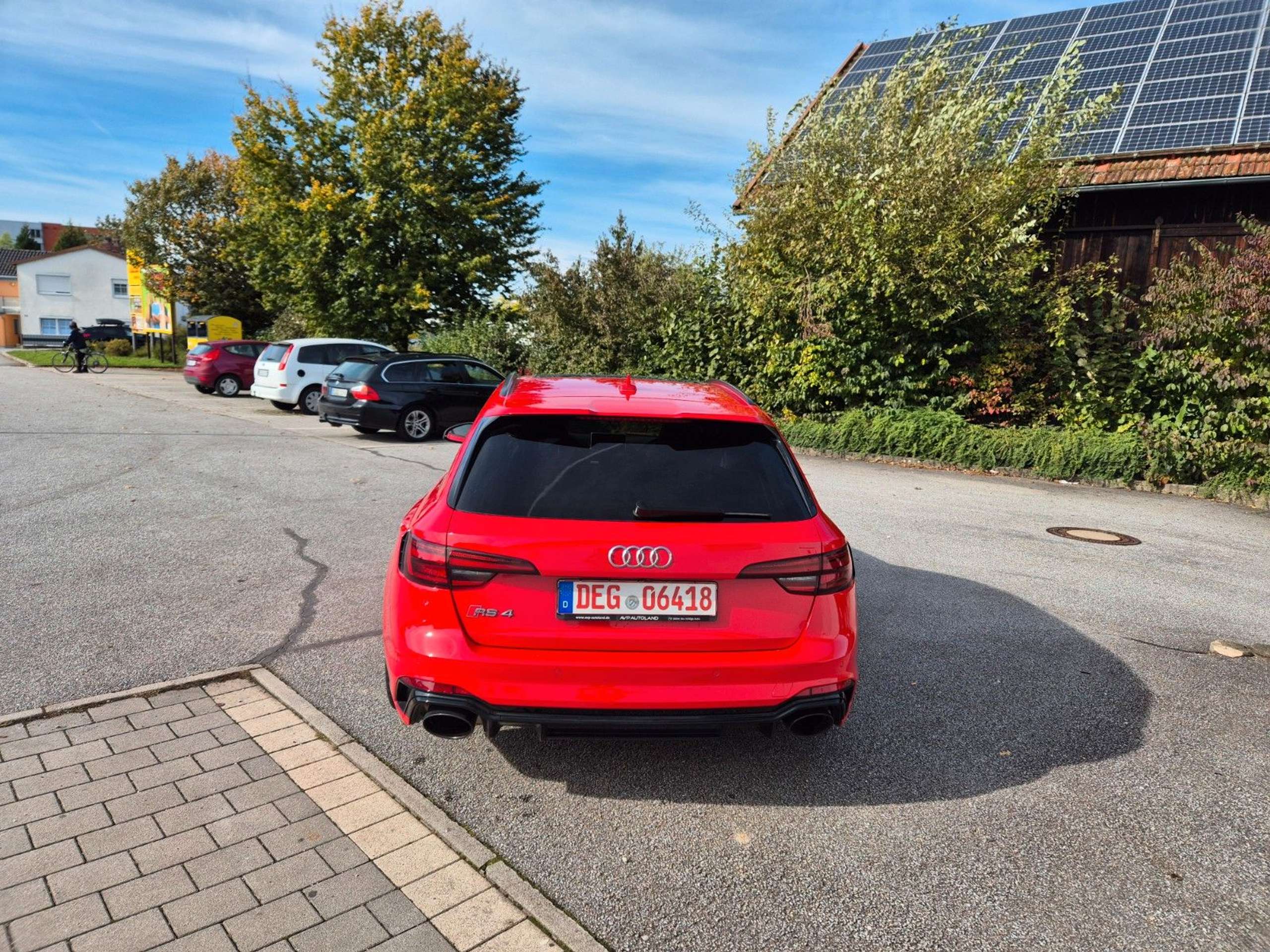 Audi - RS4