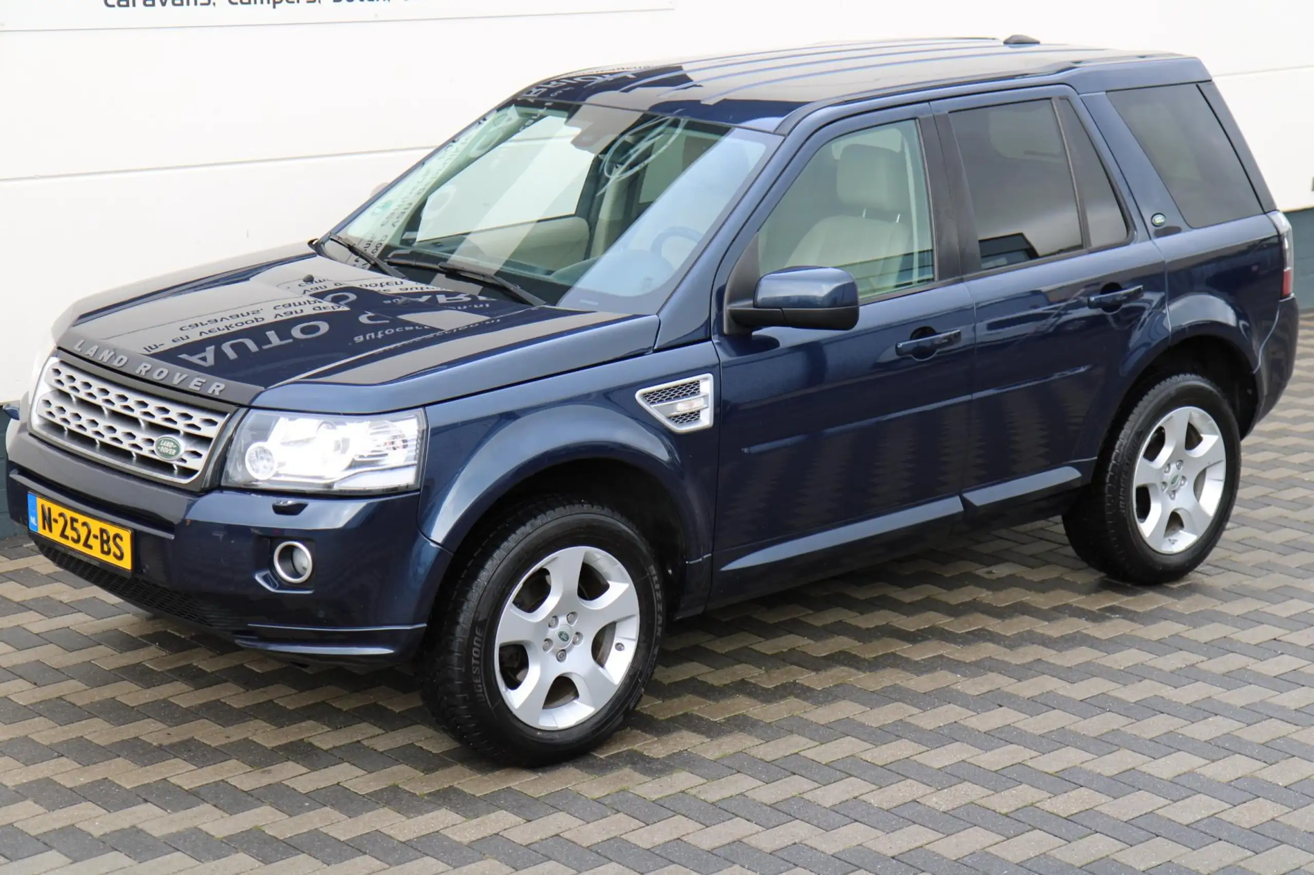 Land Rover - Freelander