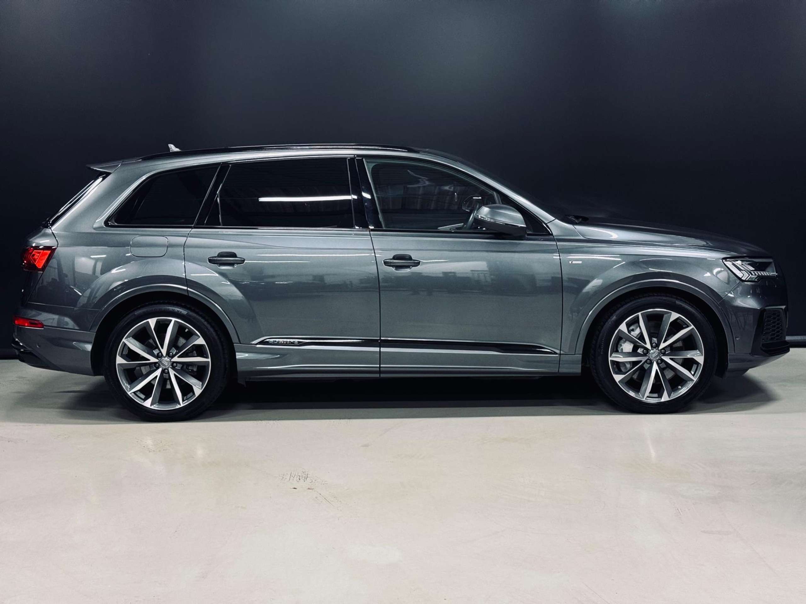 Audi - Q7