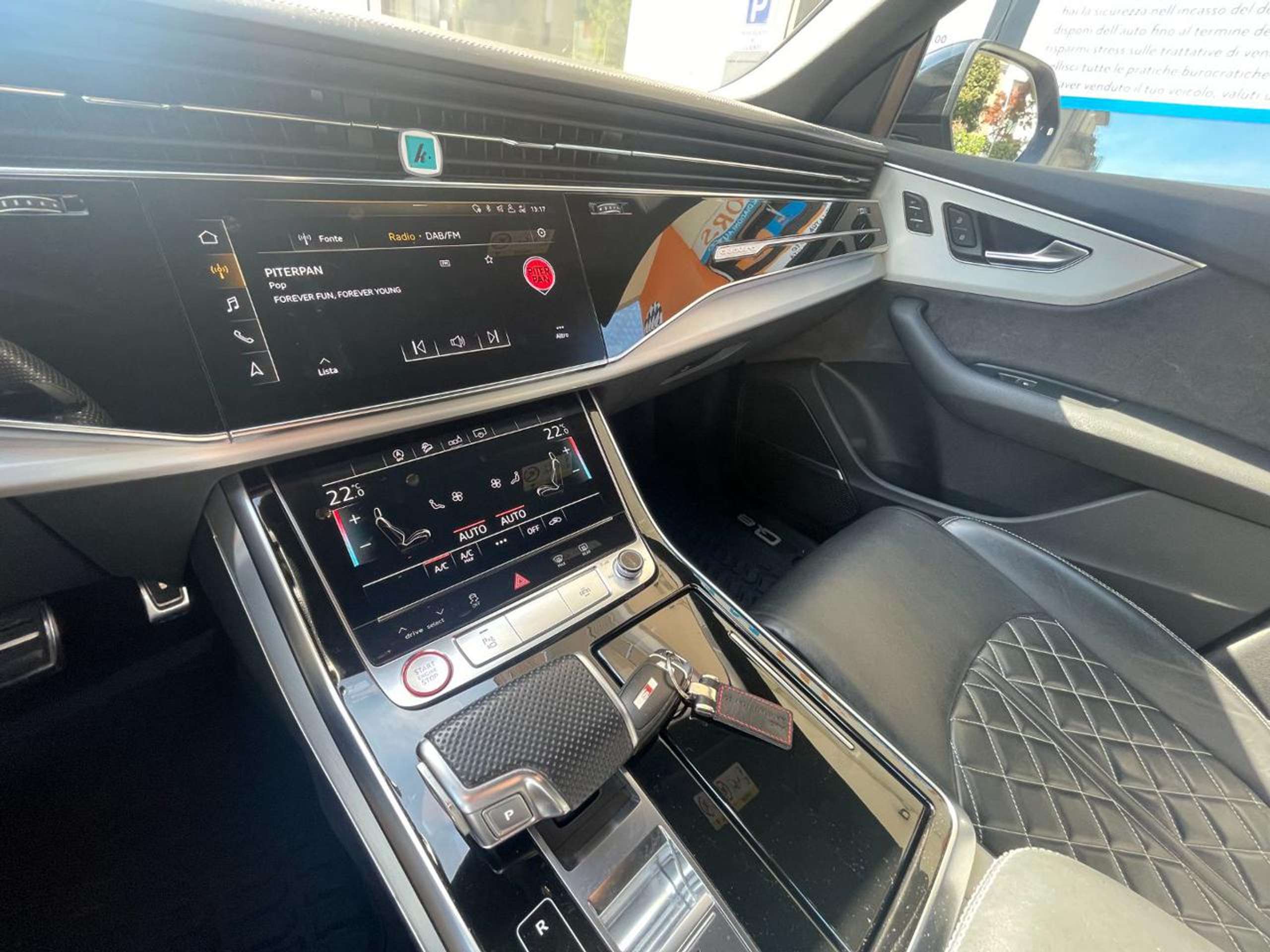 Audi - SQ8