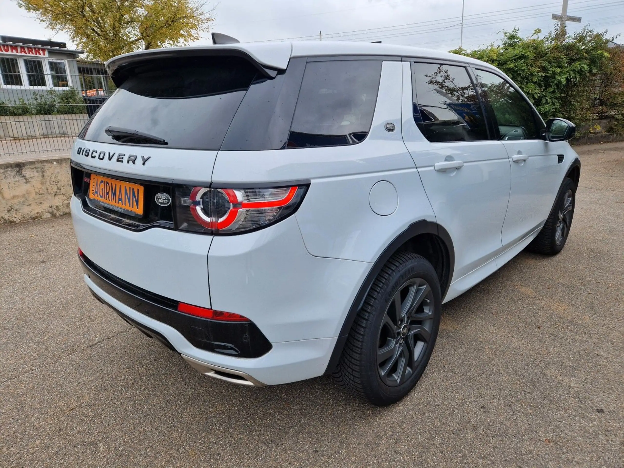 Land Rover - Discovery