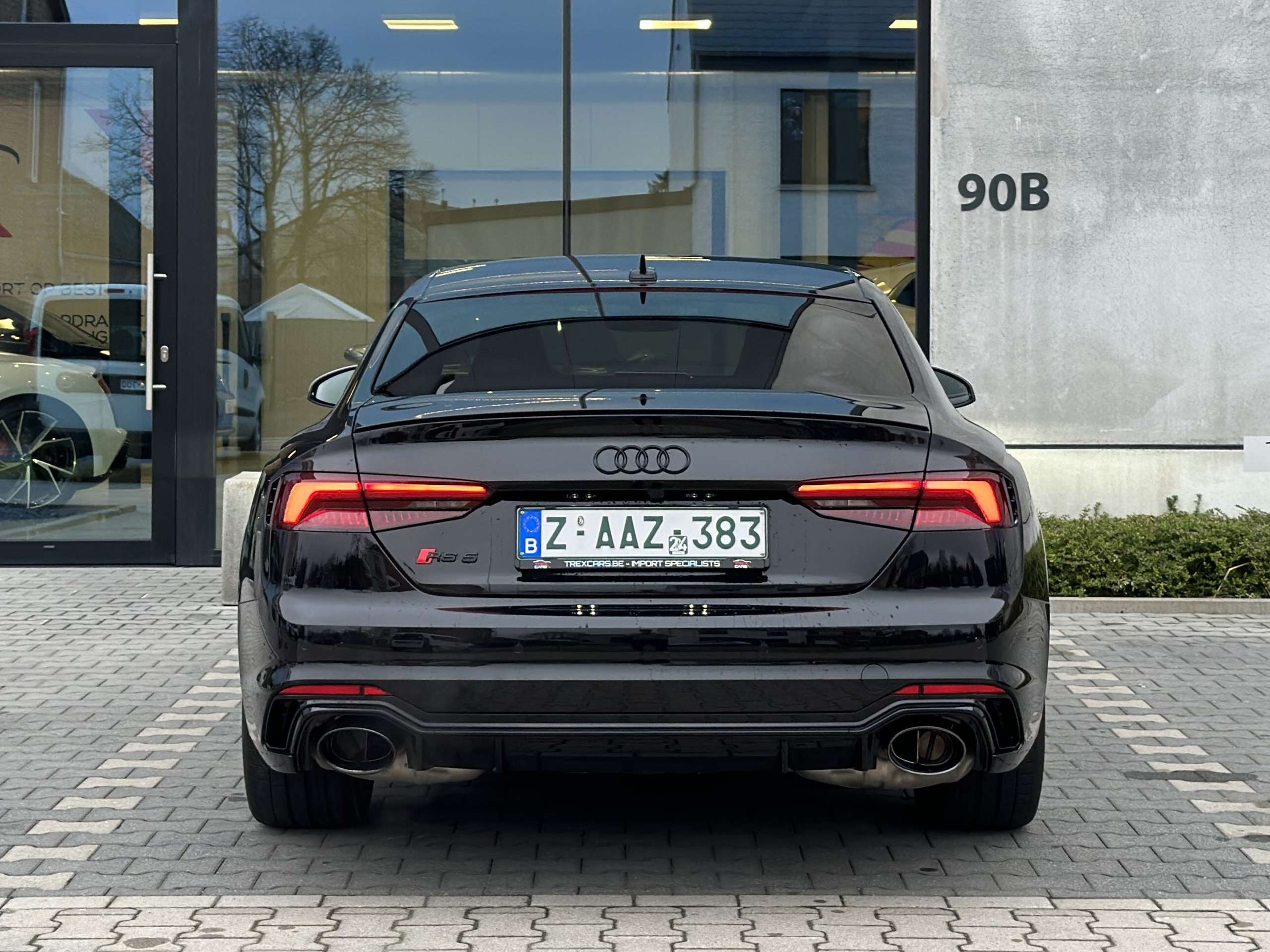 Audi - RS5