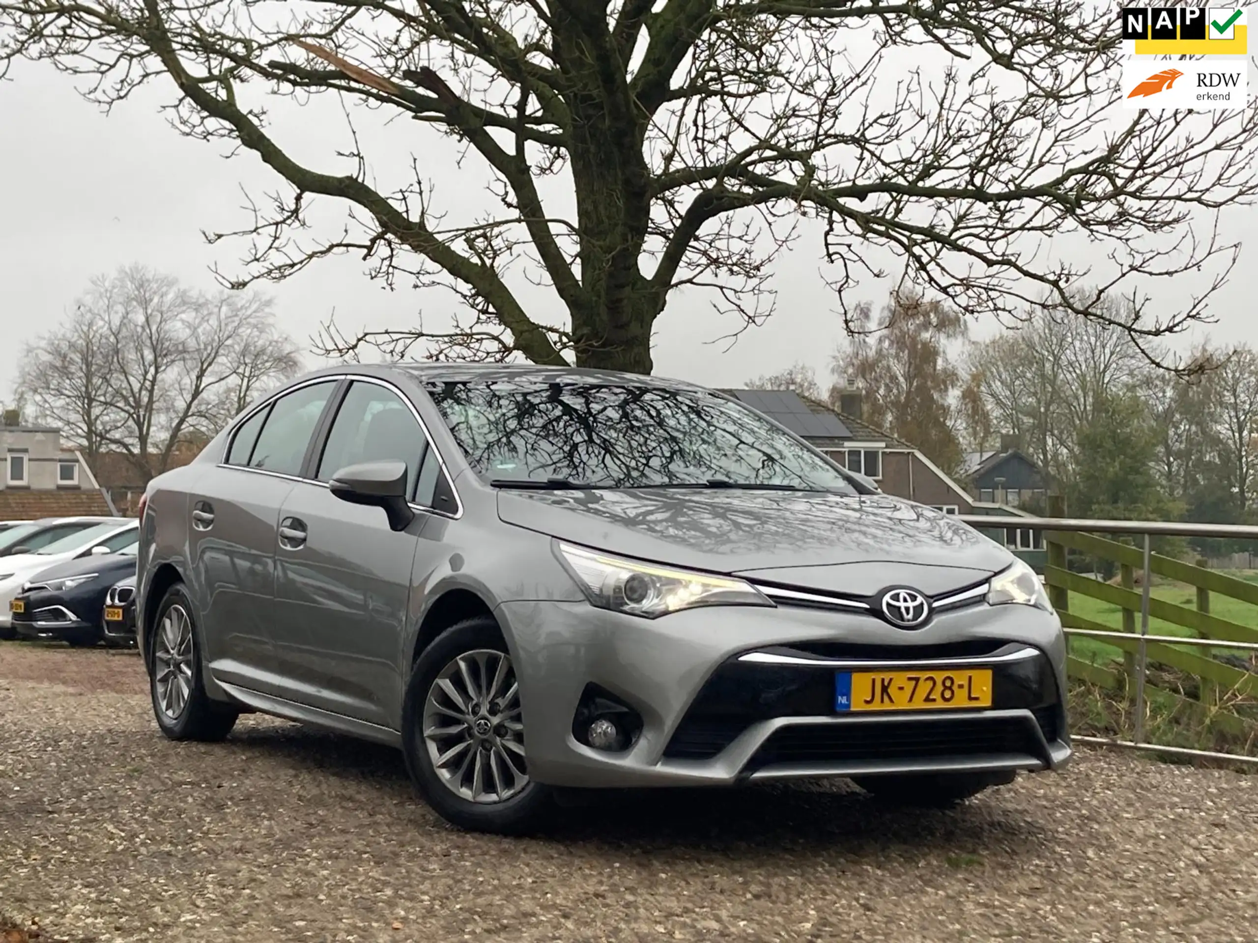 Toyota - Avensis