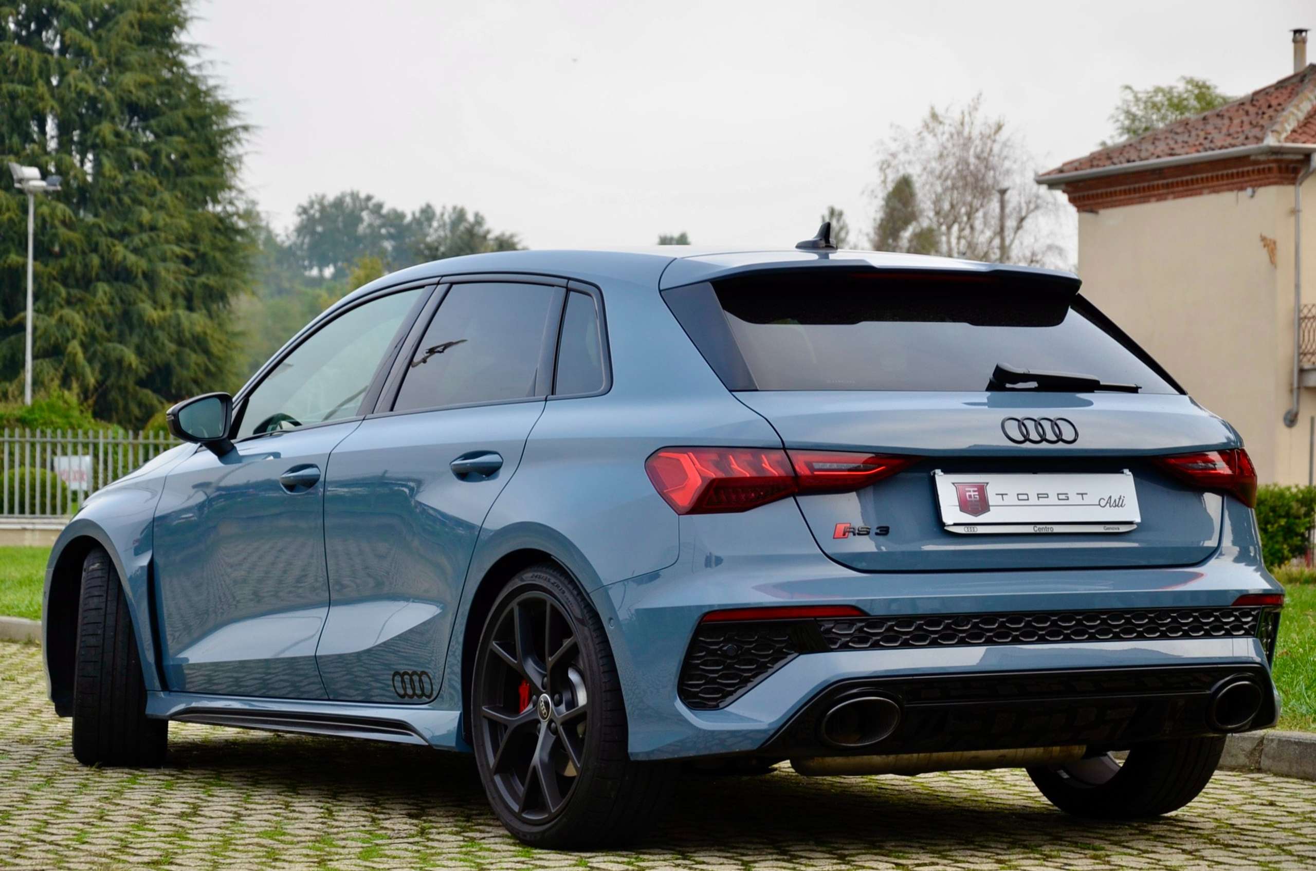 Audi - RS3