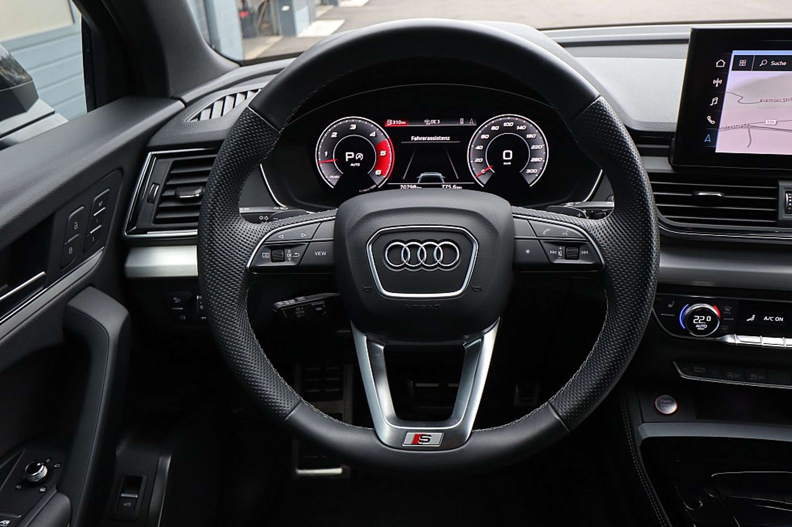 Audi - SQ5