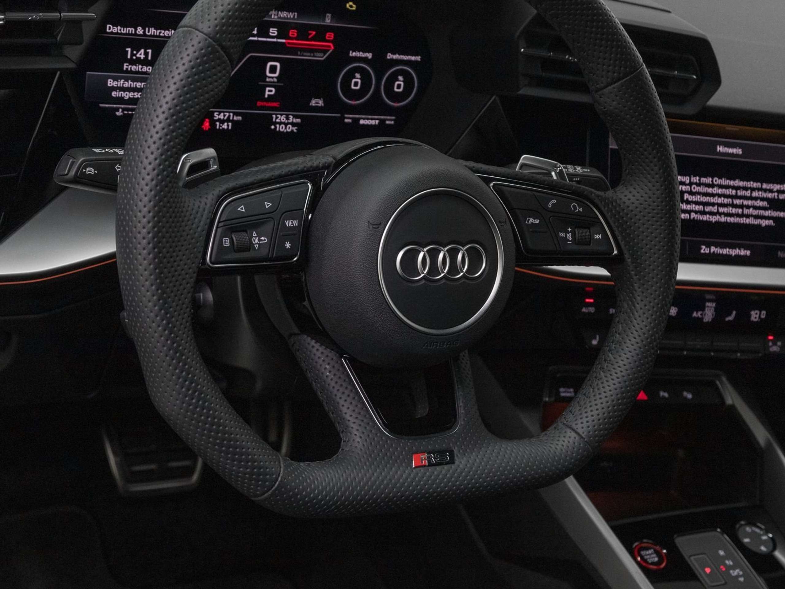 Audi - RS3