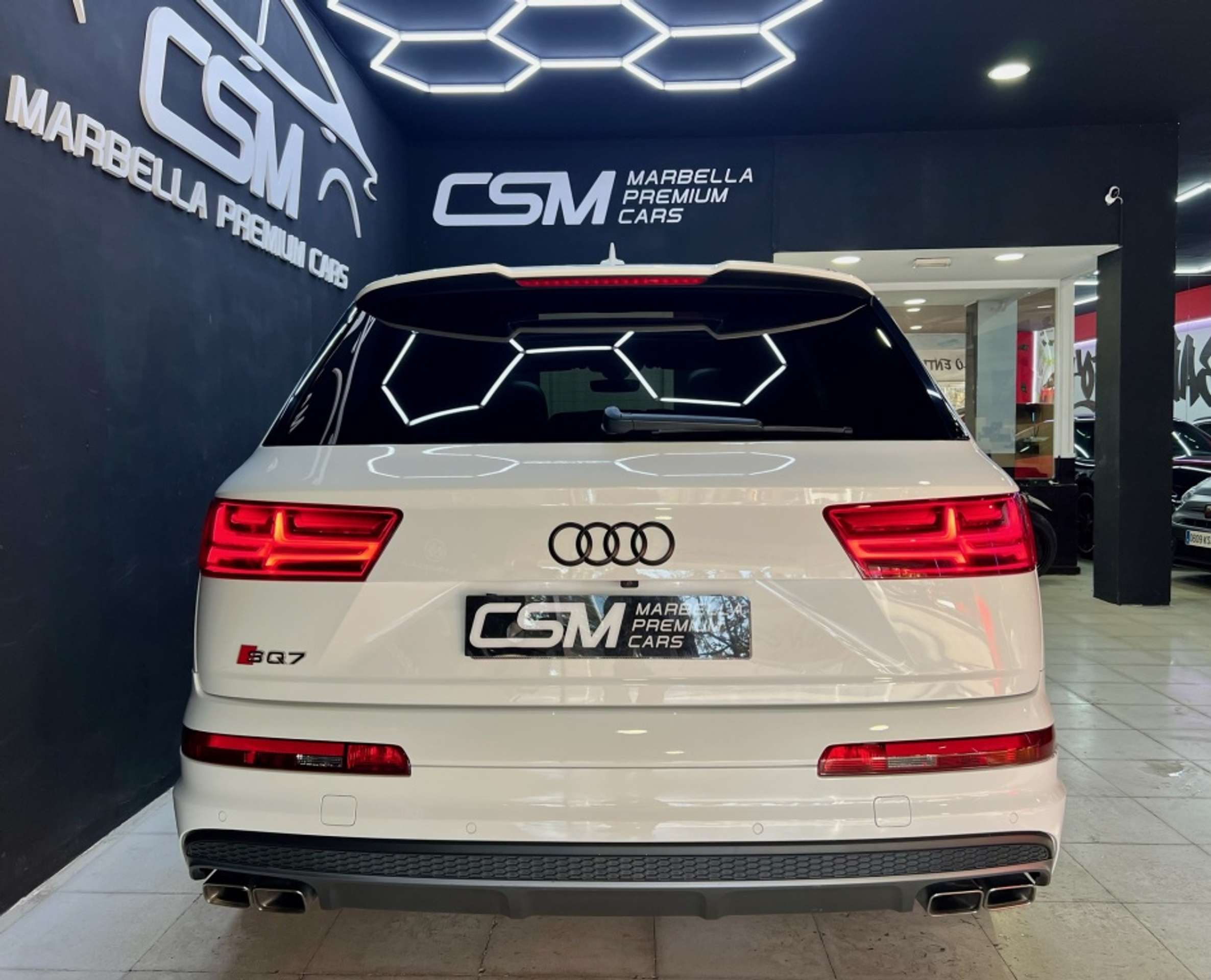 Audi - SQ7