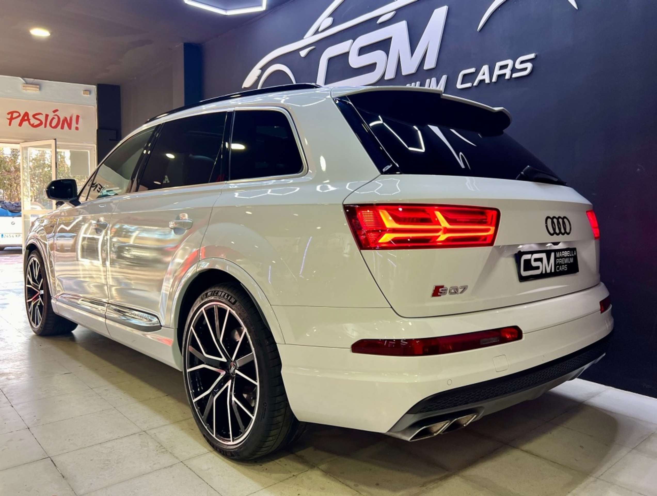 Audi - SQ7