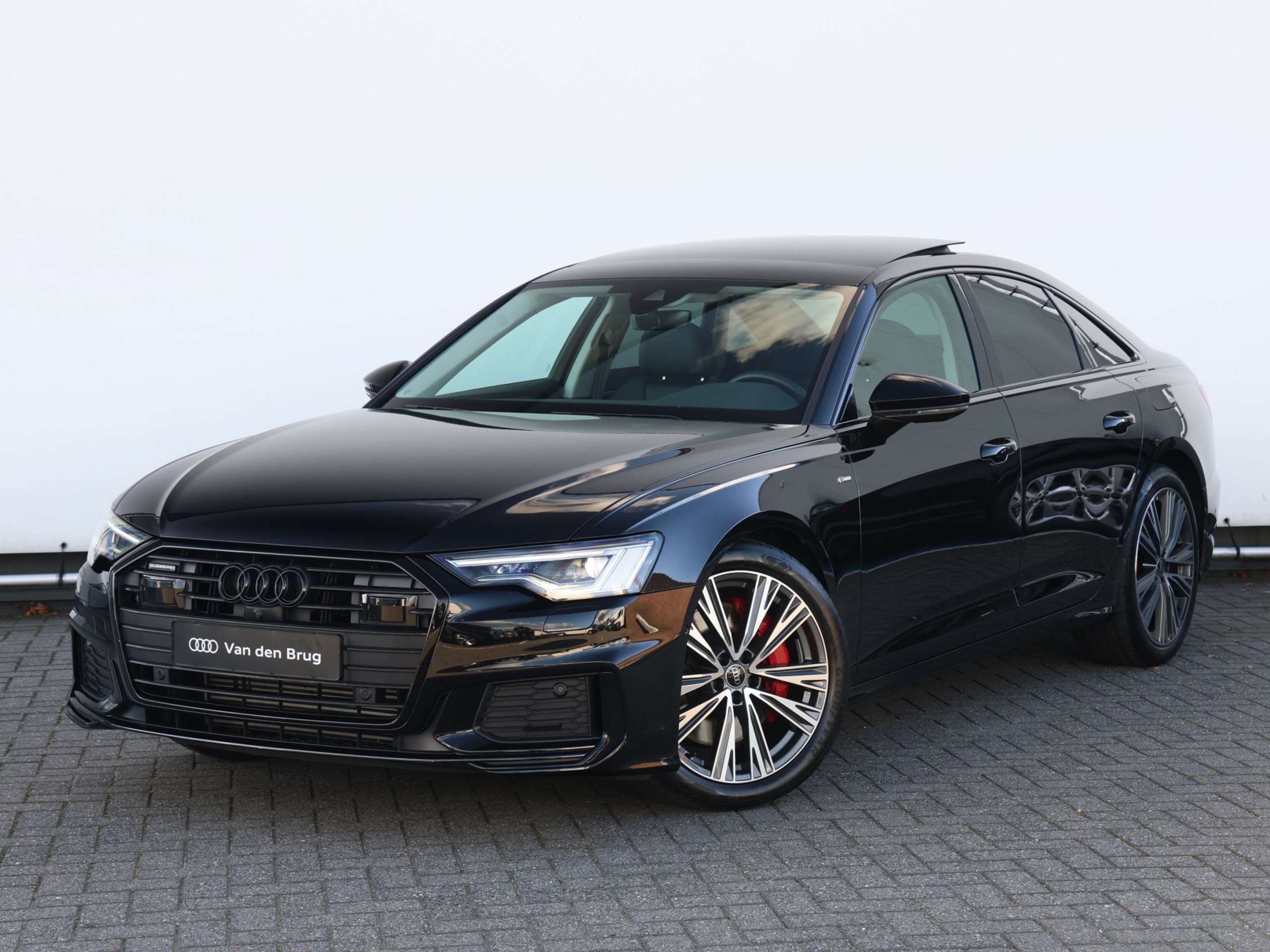 Audi - A6