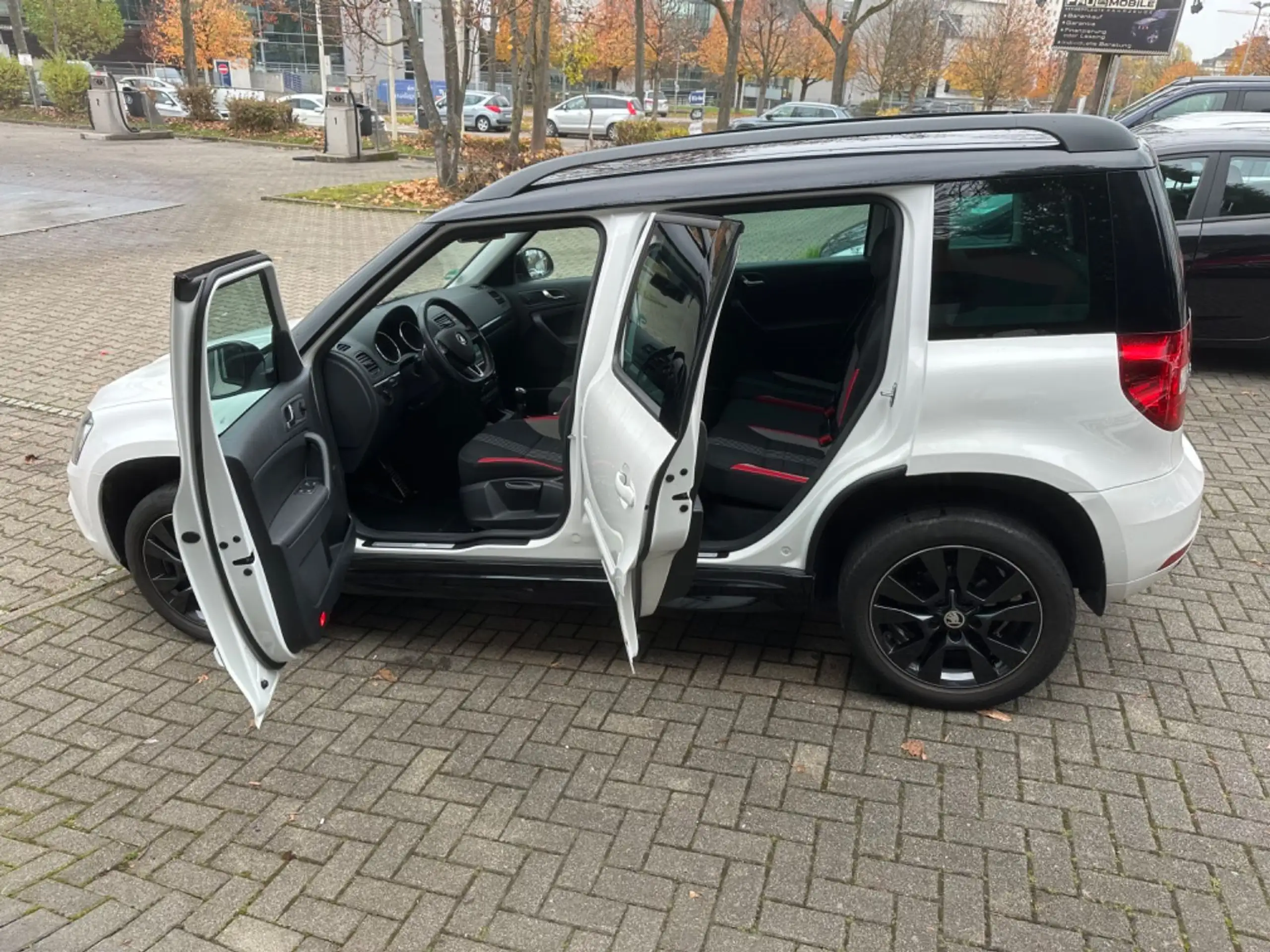 Skoda - Yeti