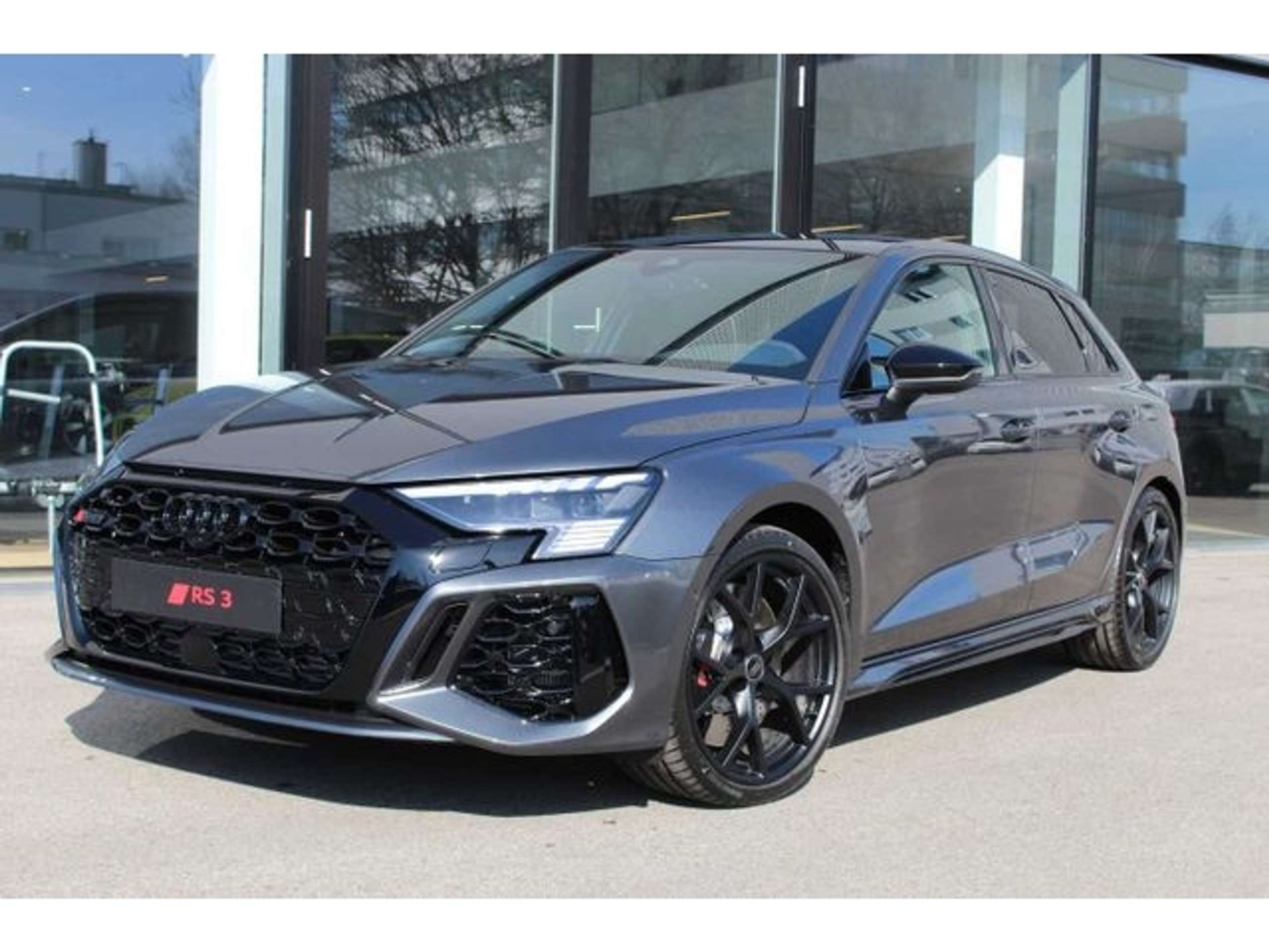 Audi - RS3