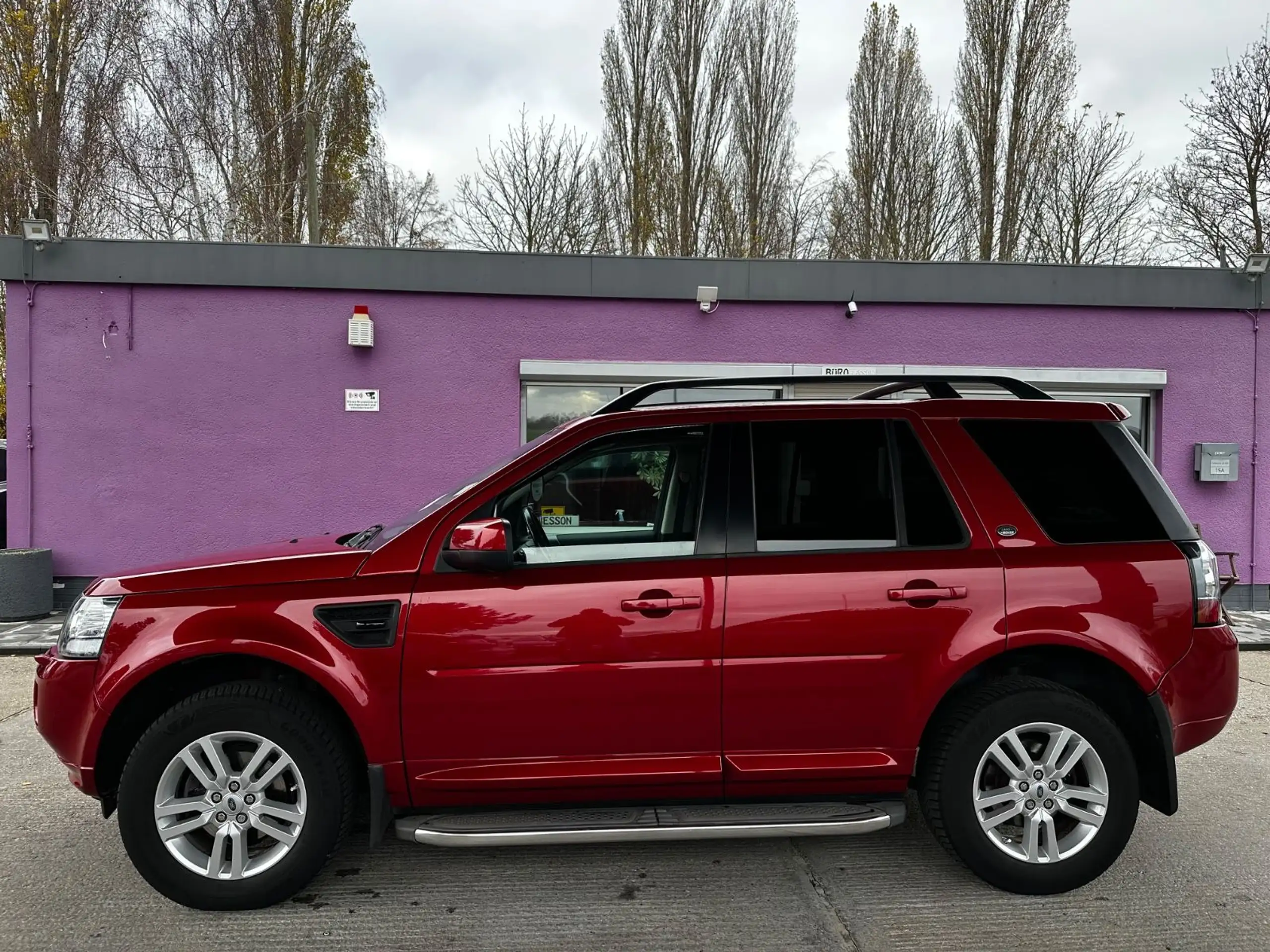 Land Rover - Freelander