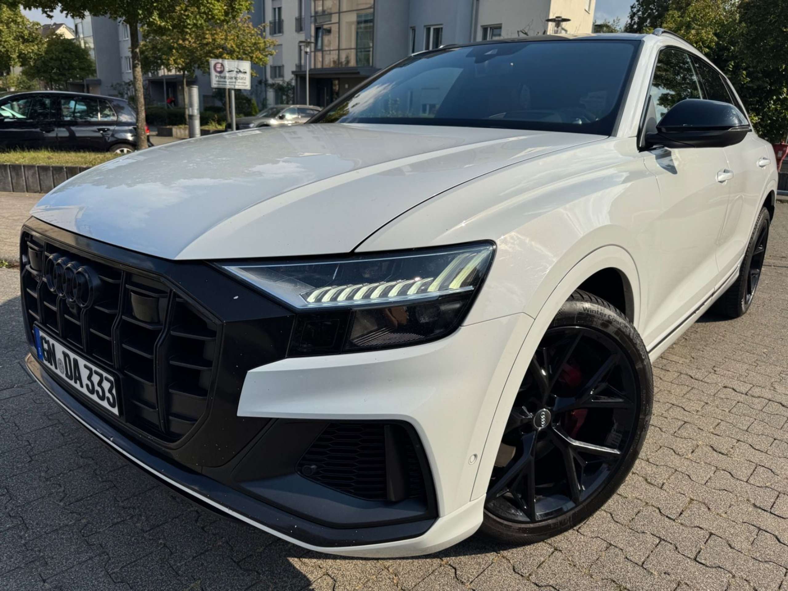 Audi - SQ8