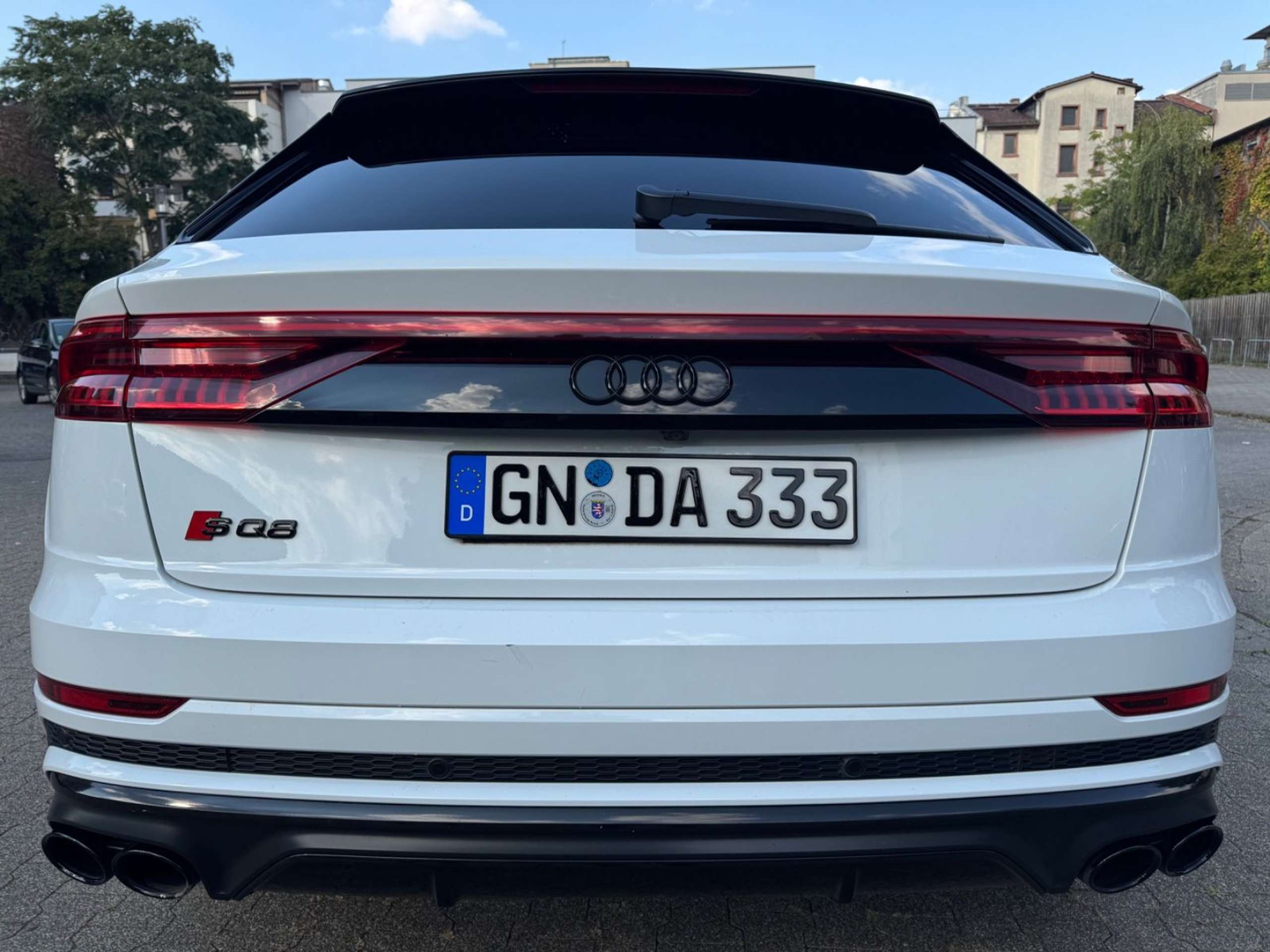 Audi - SQ8