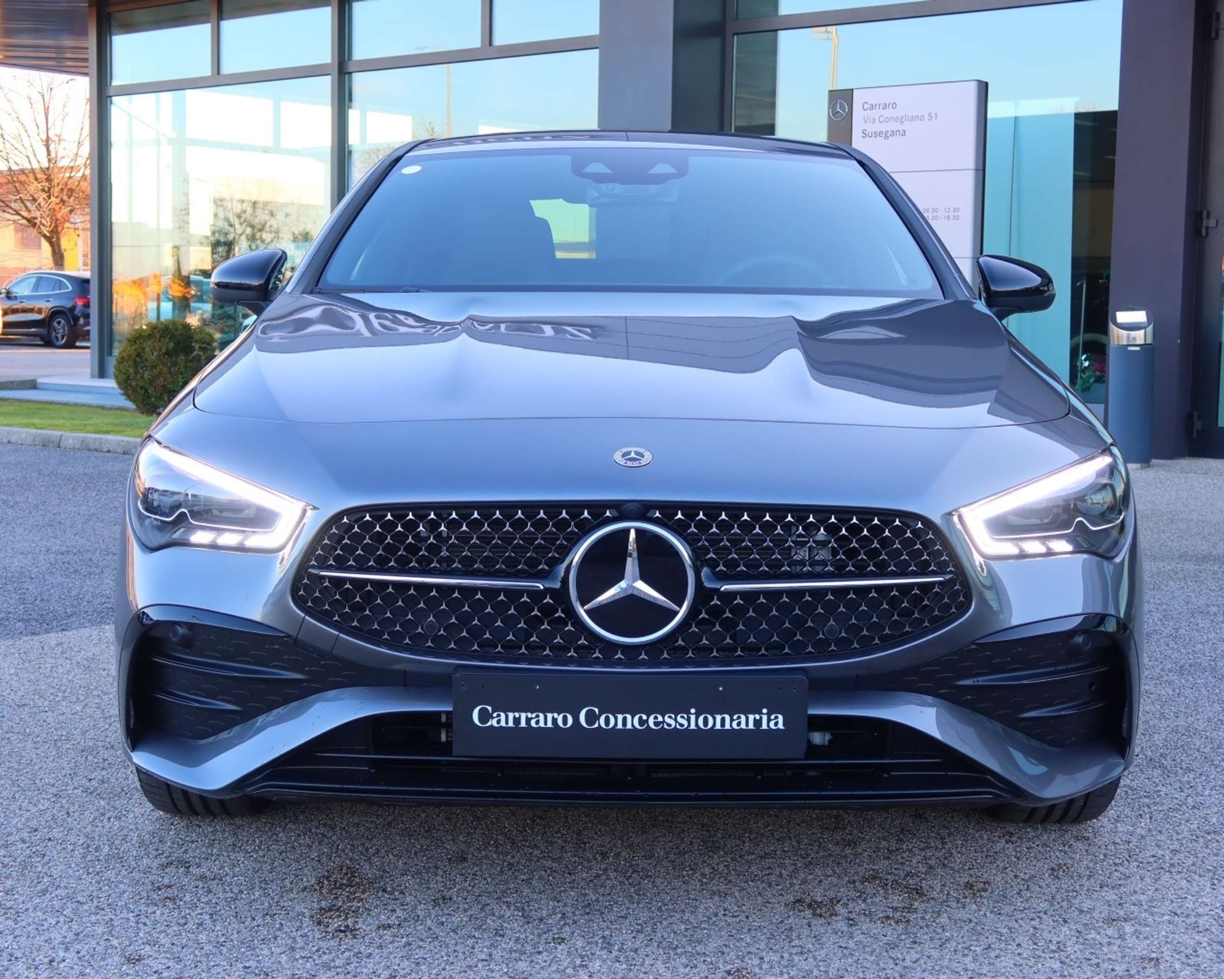 Mercedes-Benz - CLA 250